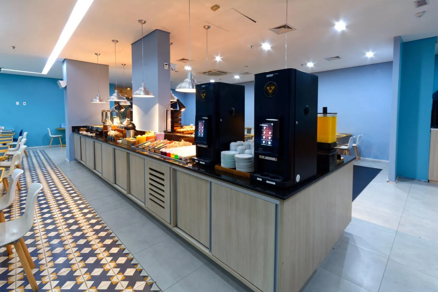 Breakfast in Golden Tower Express Anhembi by Fênix Hotéis