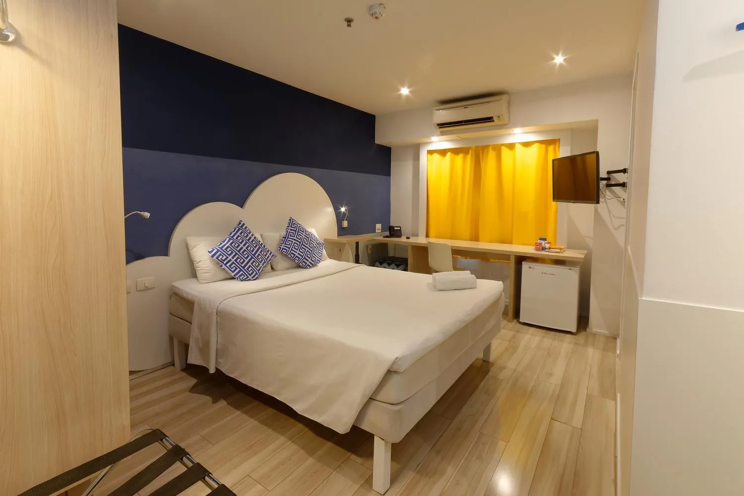 Bedroom, Bed in Golden Tower Express Anhembi by Fênix Hotéis