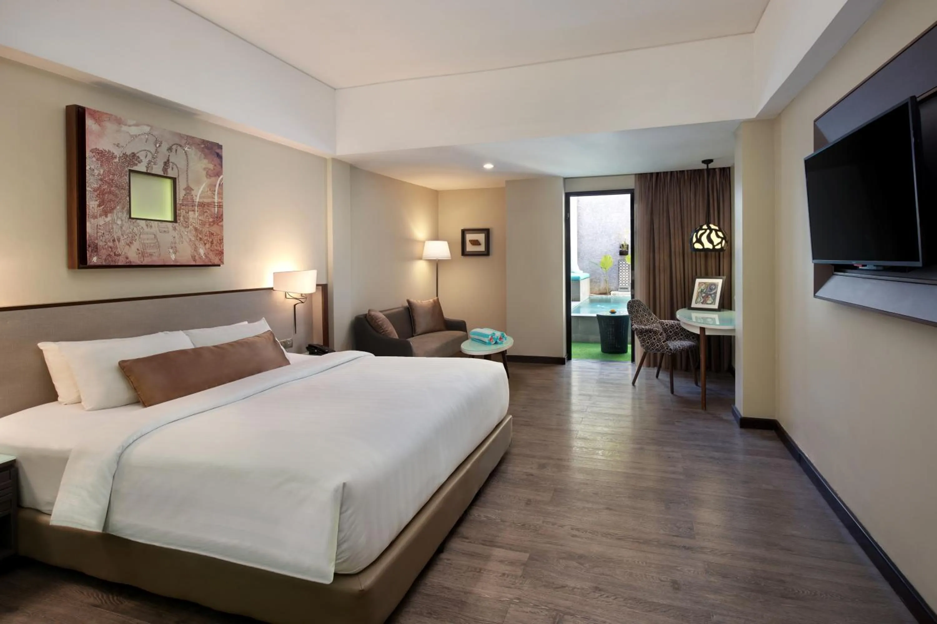 Bed in Mercure Bali Legian