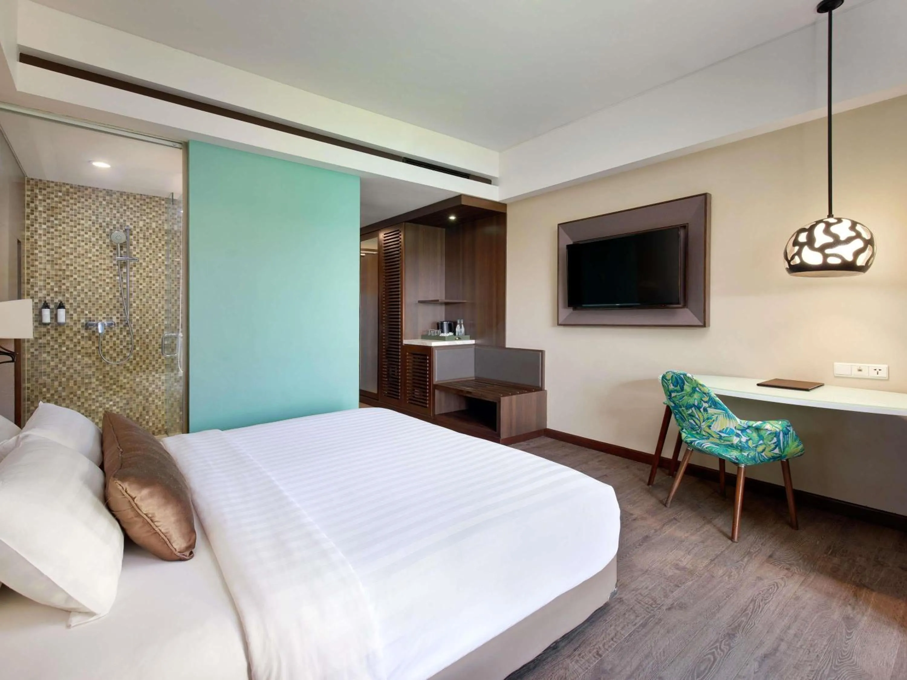 Bedroom, Bed in Mercure Bali Legian