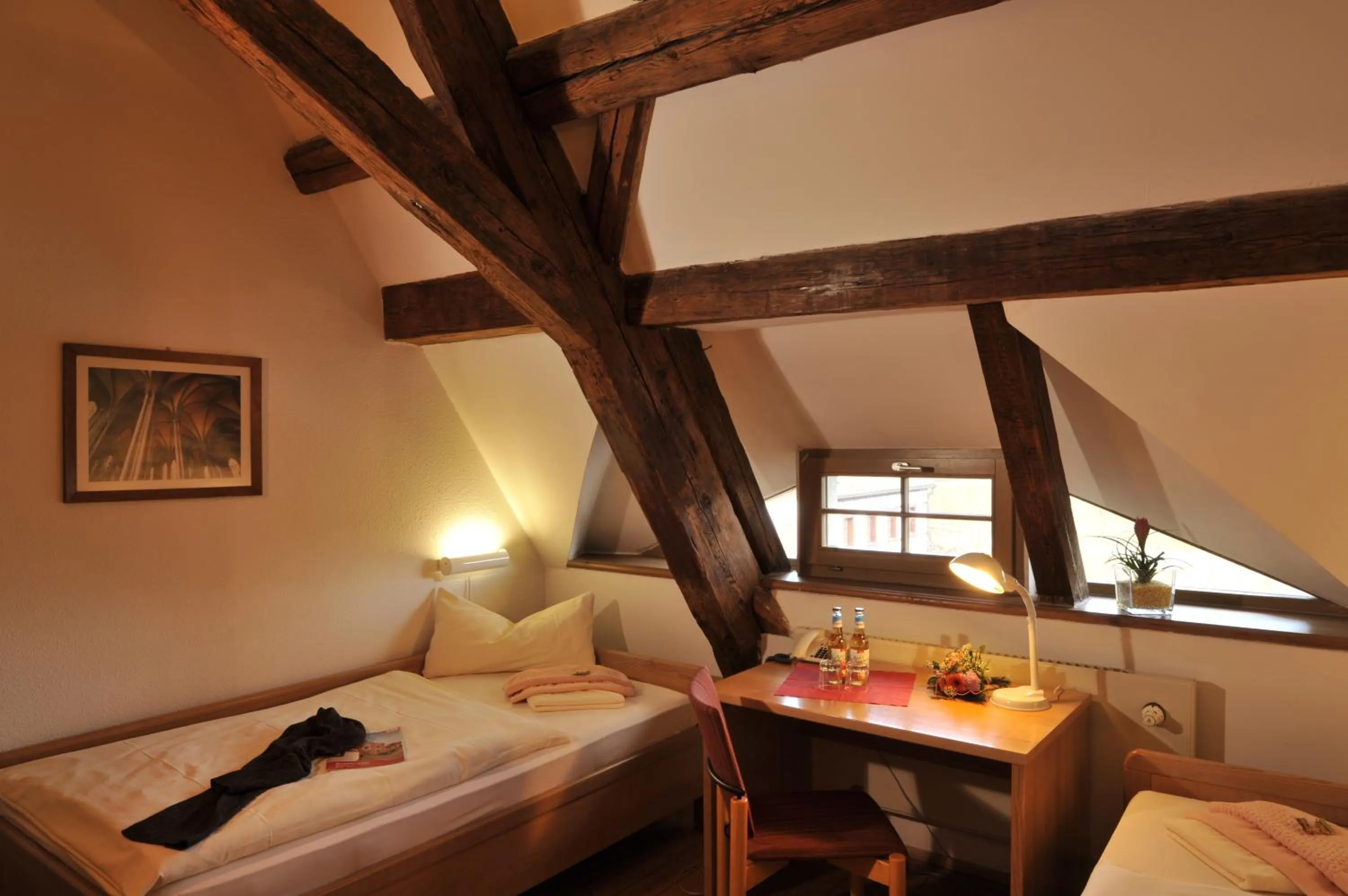 View (from property/room), Bed in Gästehäuser St. Marienthal