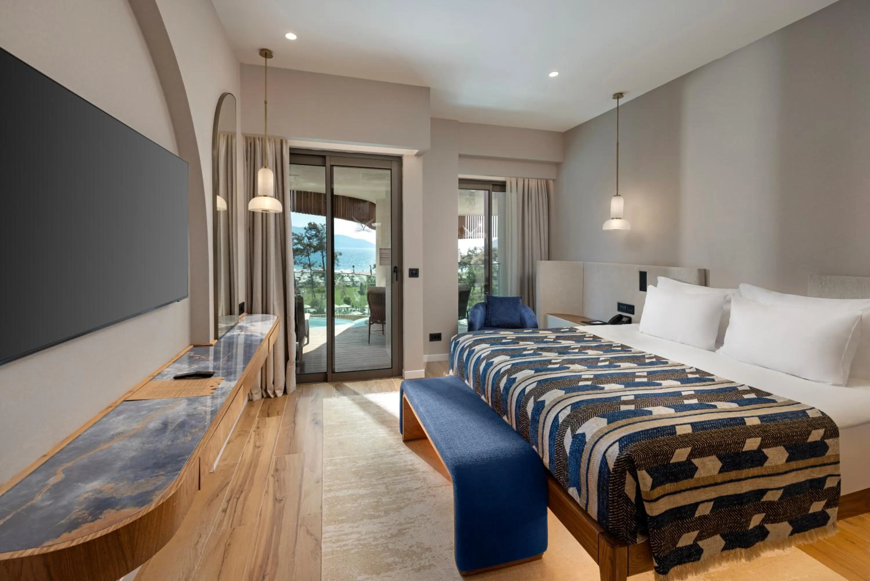 Photo of the whole room, Bed in Liberty Signa