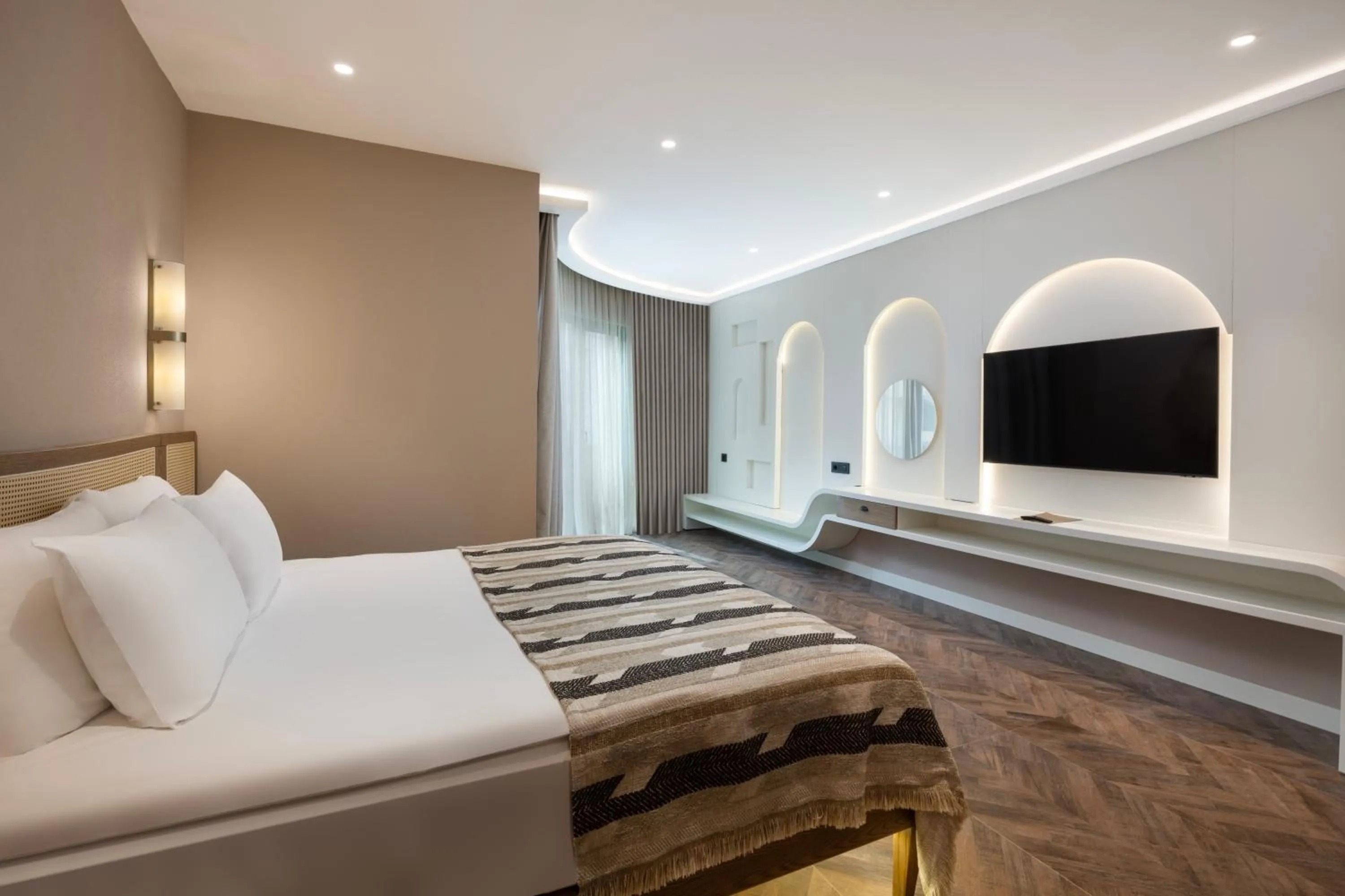 Photo of the whole room, Bed in Liberty Signa