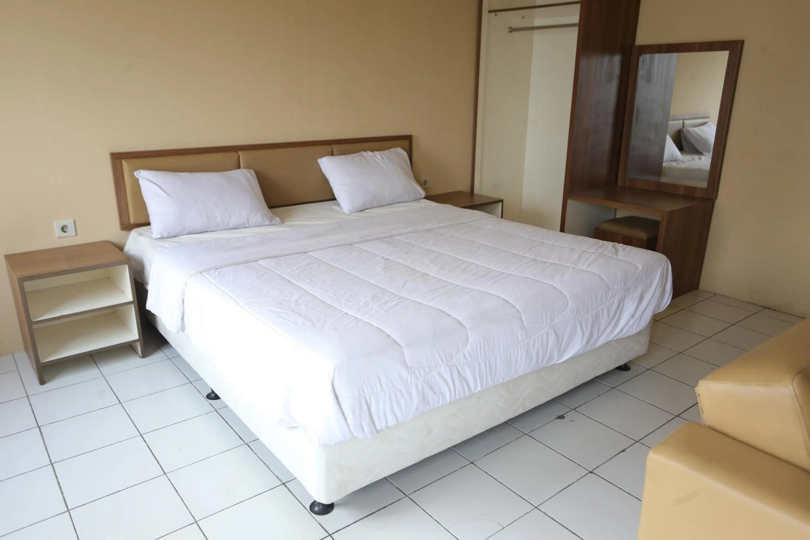 Apartemen Mutiara Bekasi by Alfa Rooms