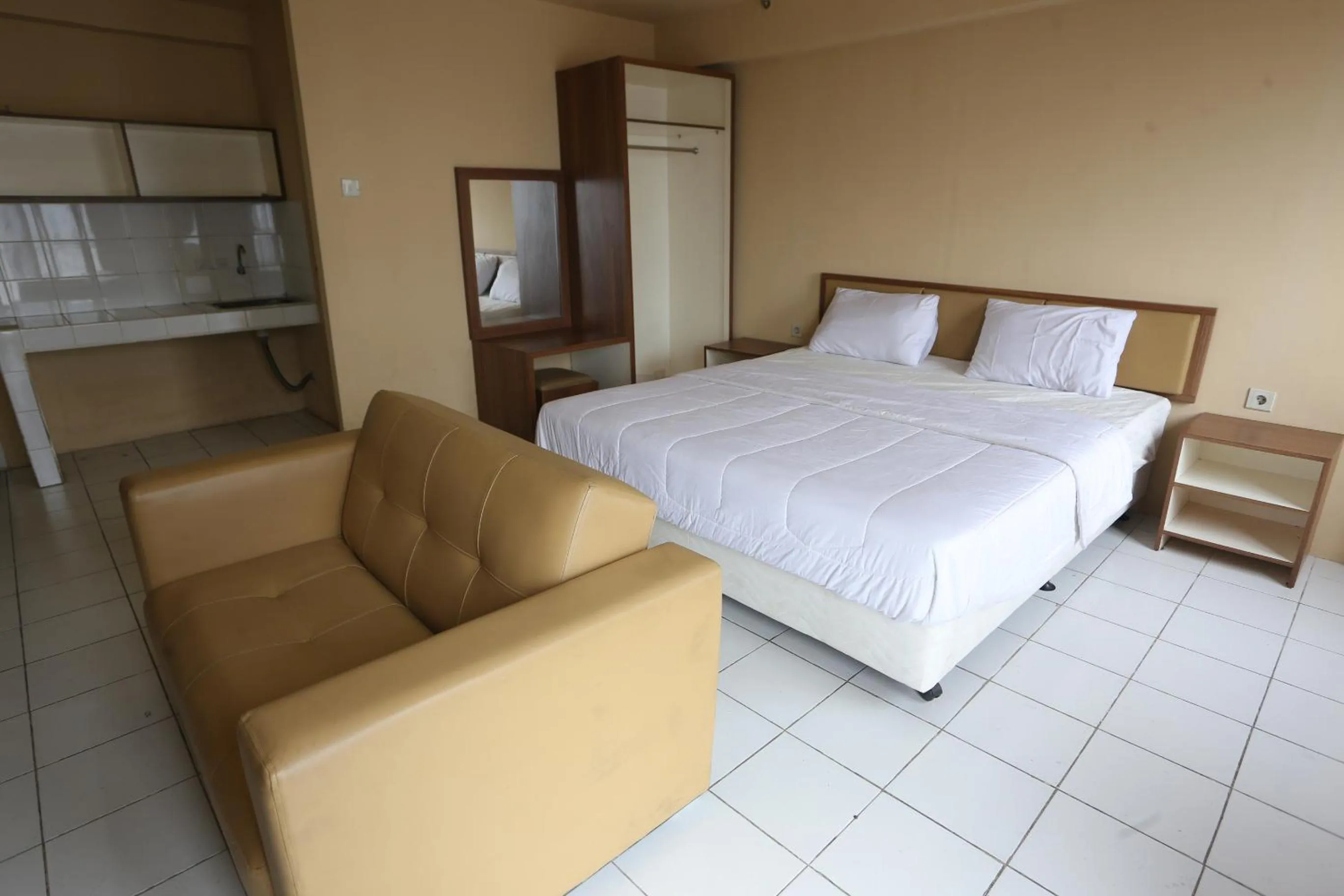 Apartemen Mutiara Bekasi by Alfa Rooms