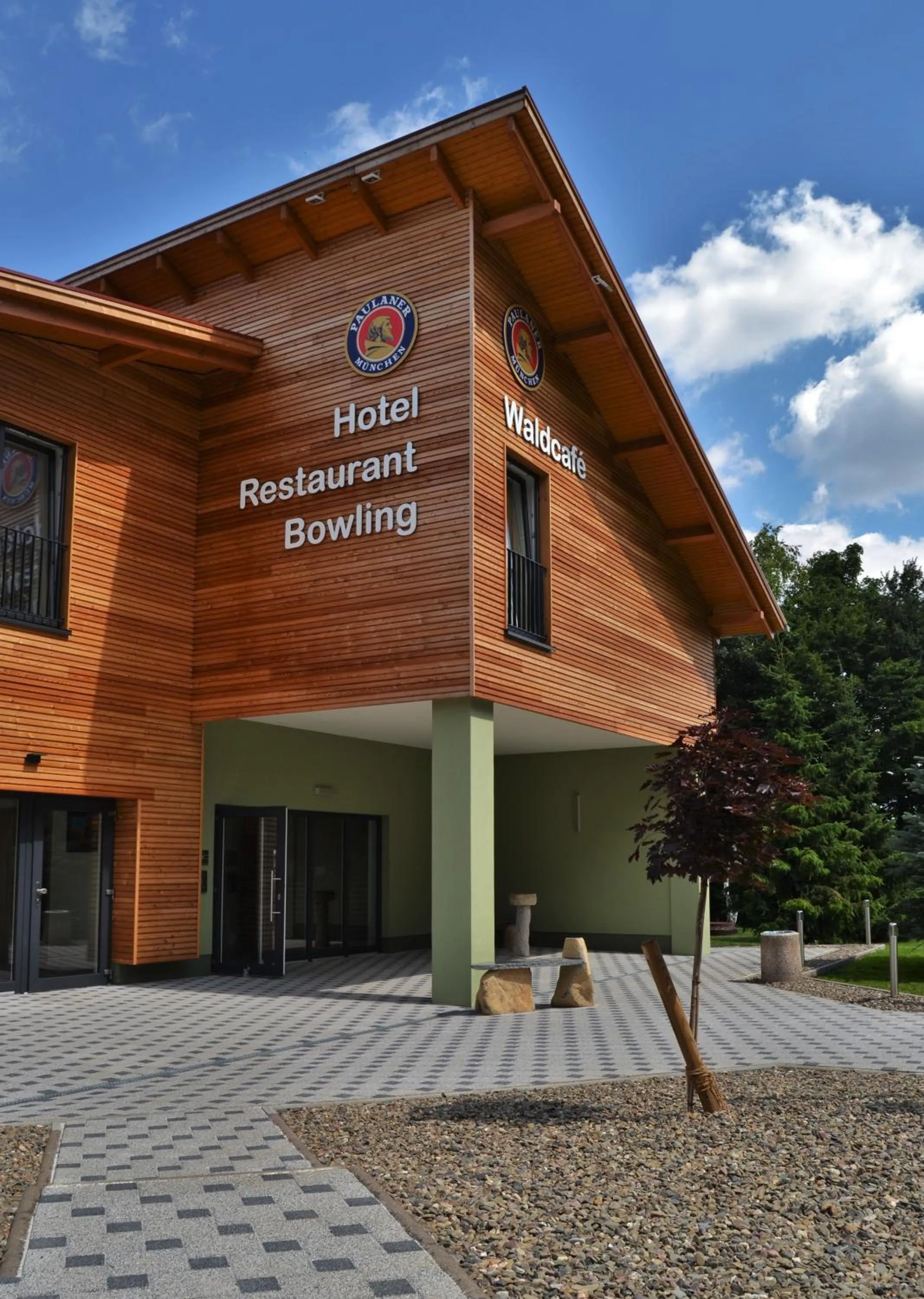 Facade/entrance in Hotel & Restaurant Waldcafe Hettstedt