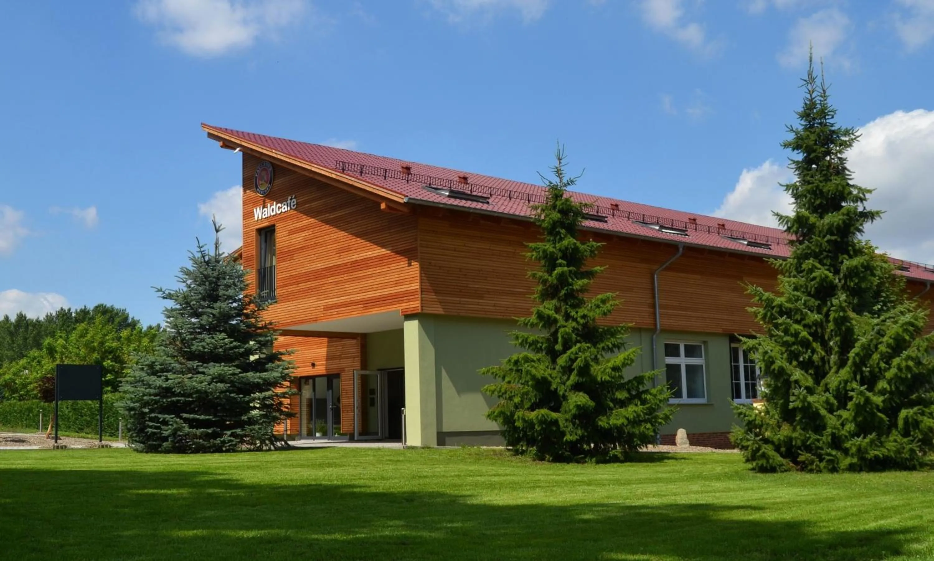 Facade/entrance in Hotel & Restaurant Waldcafe Hettstedt