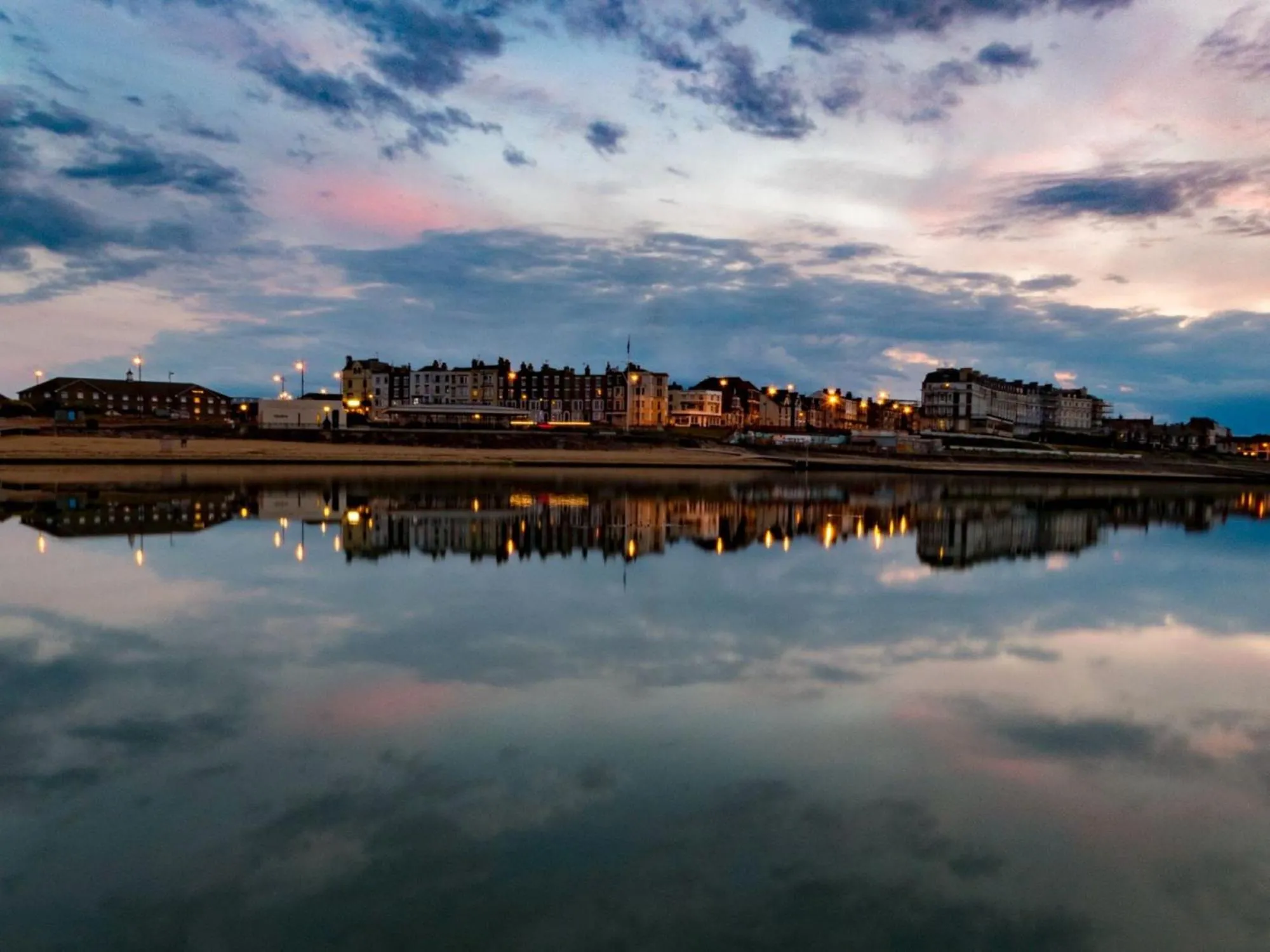Natural landscape in Crescent Victoria Hotel