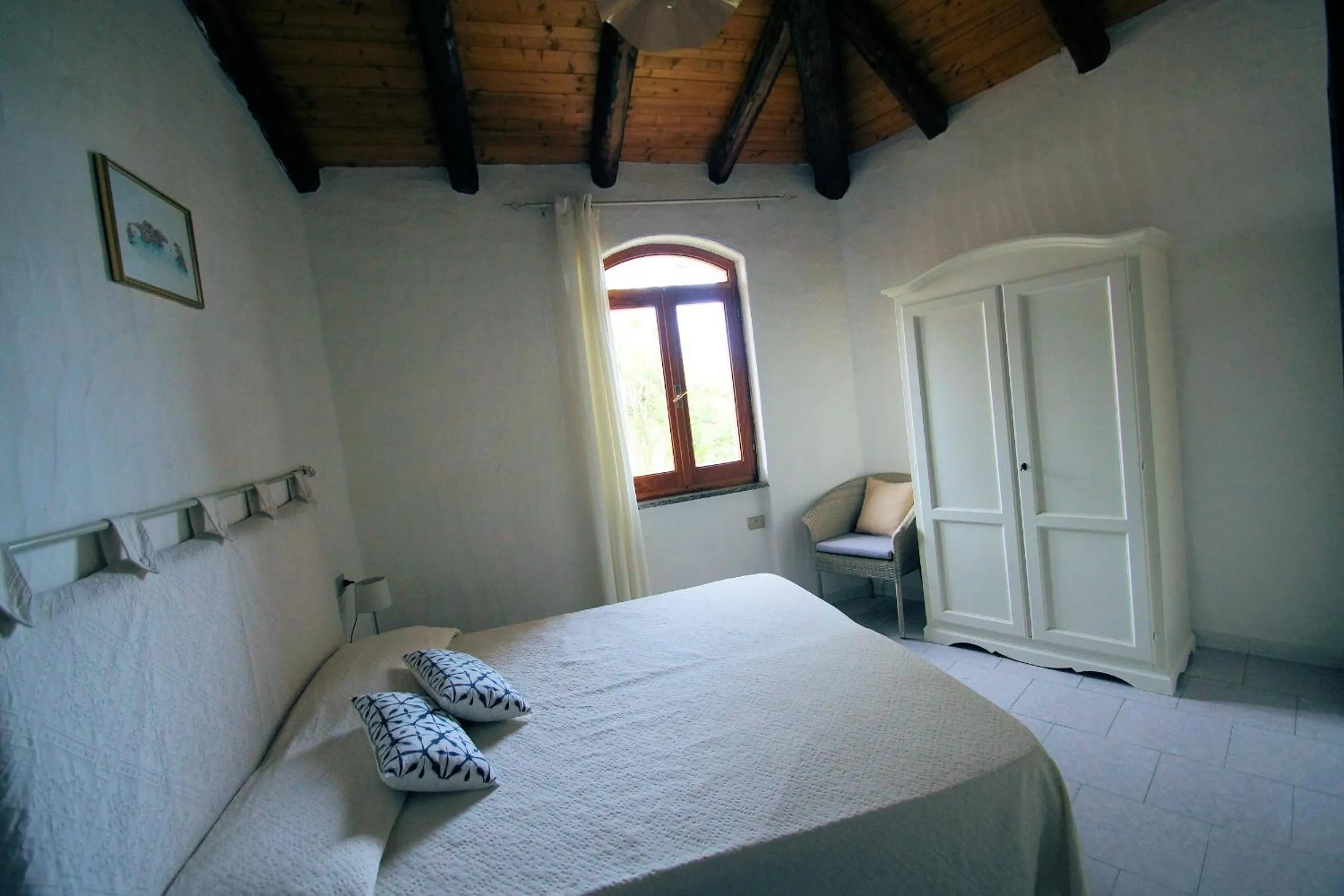 Bedroom, Bed in Sa Fiorida case vacanze