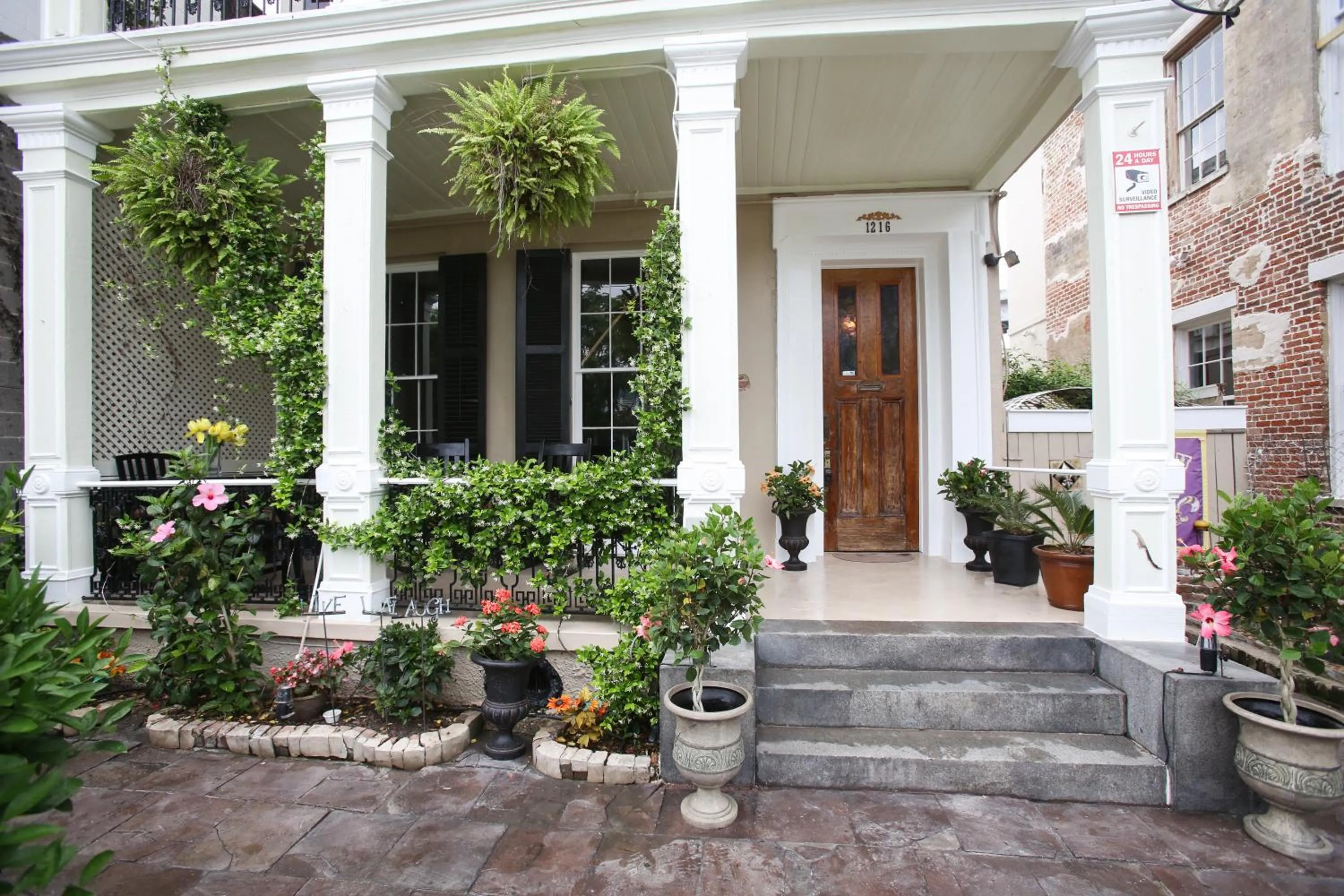 Facade/entrance in Fleur De Lis Mansion