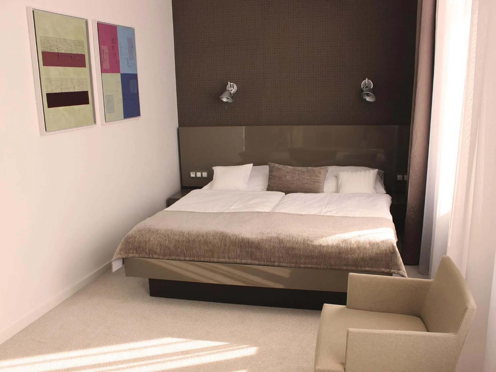 Bedroom, Bed in Hotel Lev