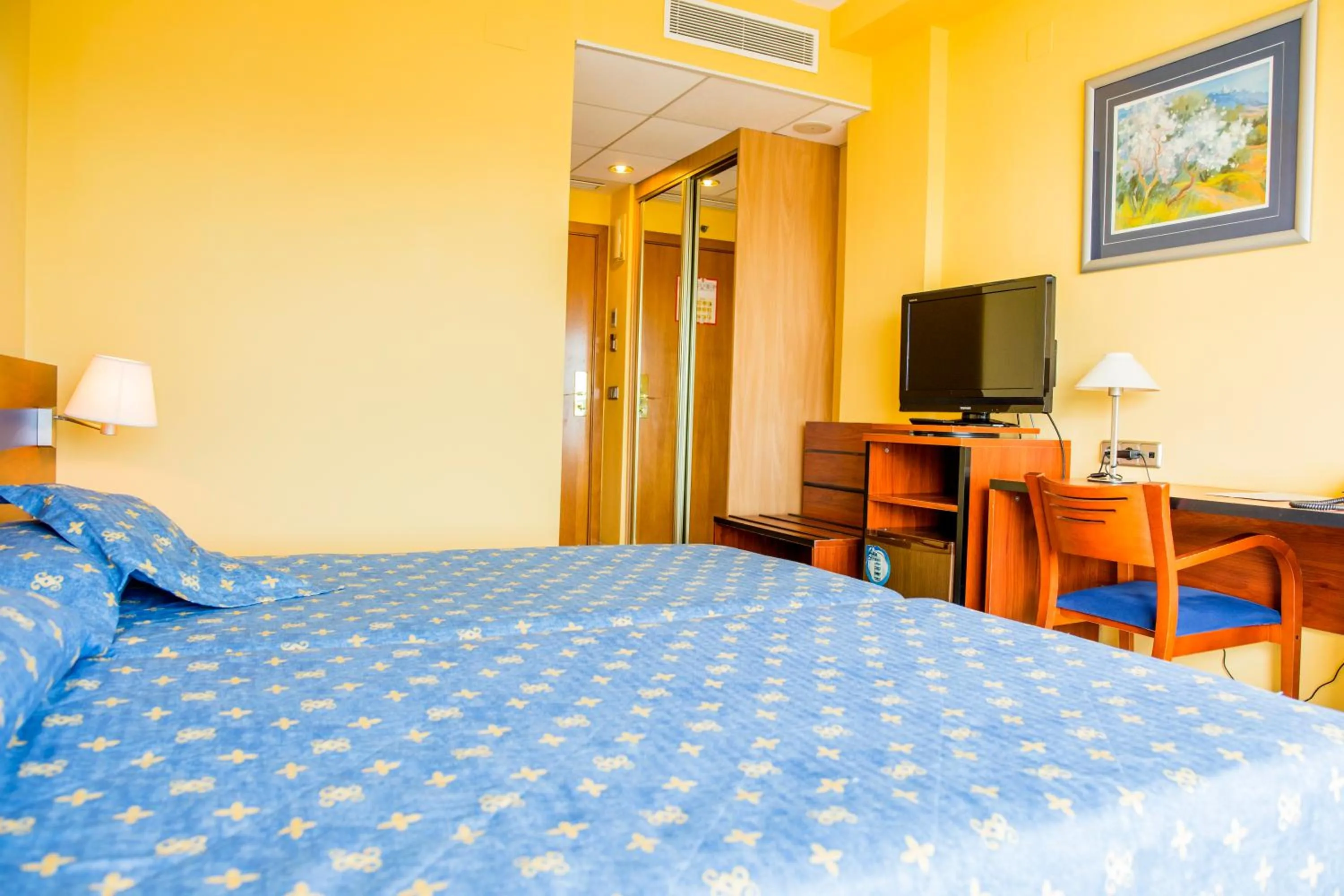 Bed in Hotel Biarritz