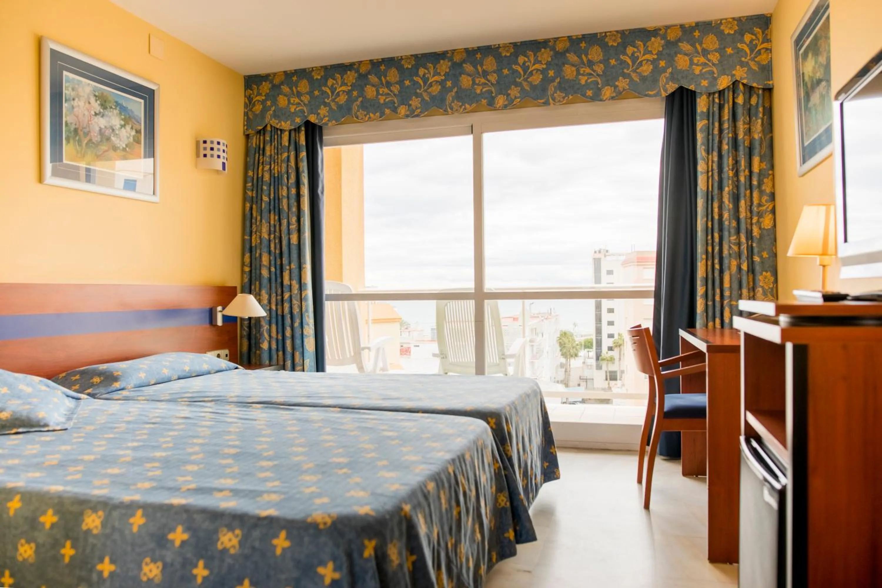 Bed in Hotel Biarritz