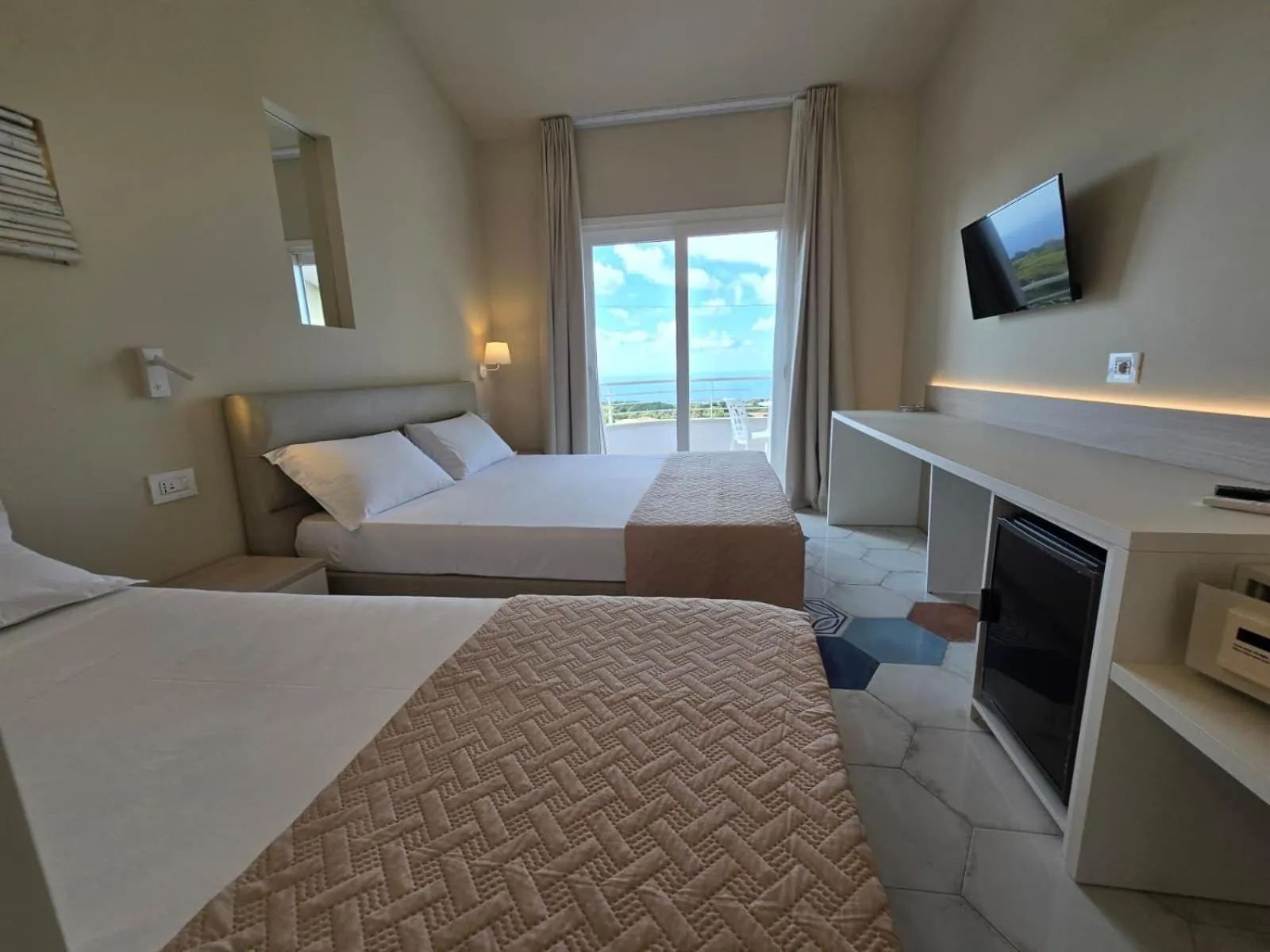 Bed in Borgo San Cosmo Tropea