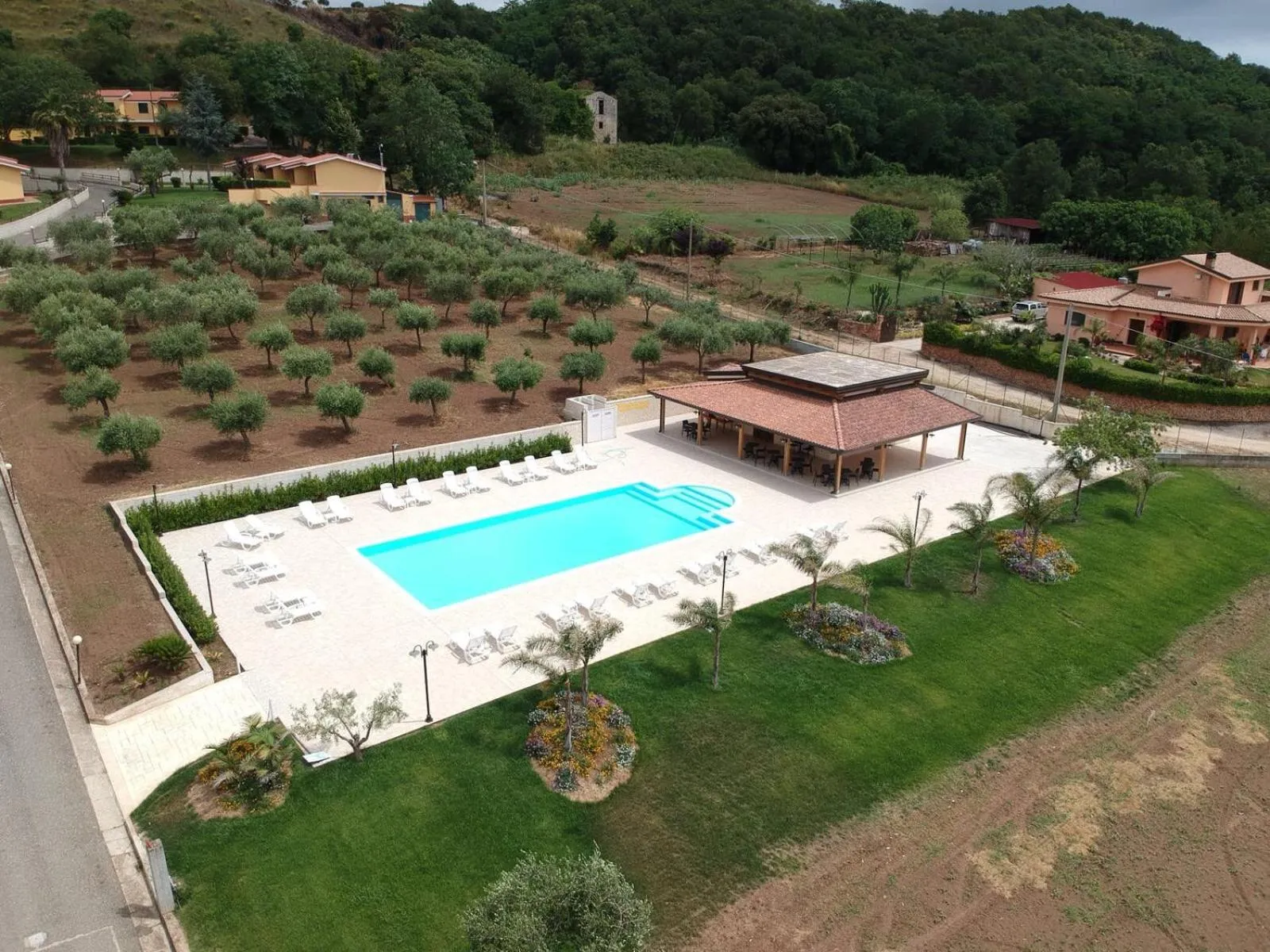 Pool view in Borgo San Cosmo Tropea