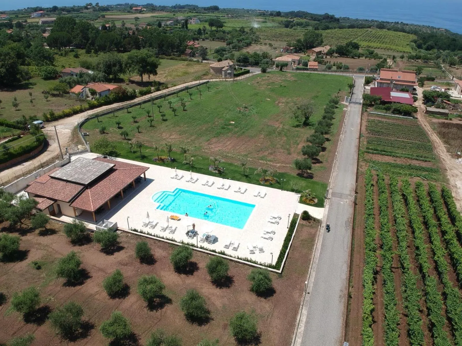 Pool view in Borgo San Cosmo Tropea