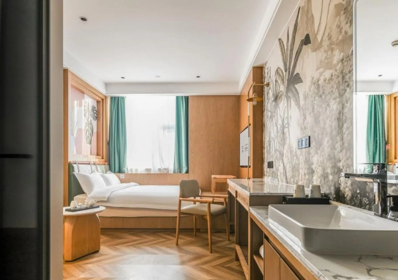 Photo of the whole room in Xiamen Airport SM City Plaza Yunrui Hotel