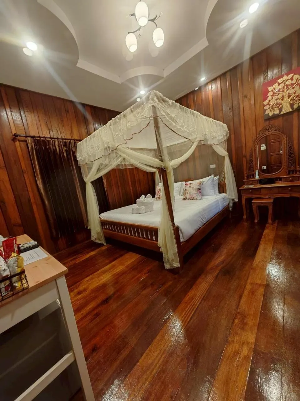 Photo of the whole room, Bed in Kenikar Raintree Residence Hotel