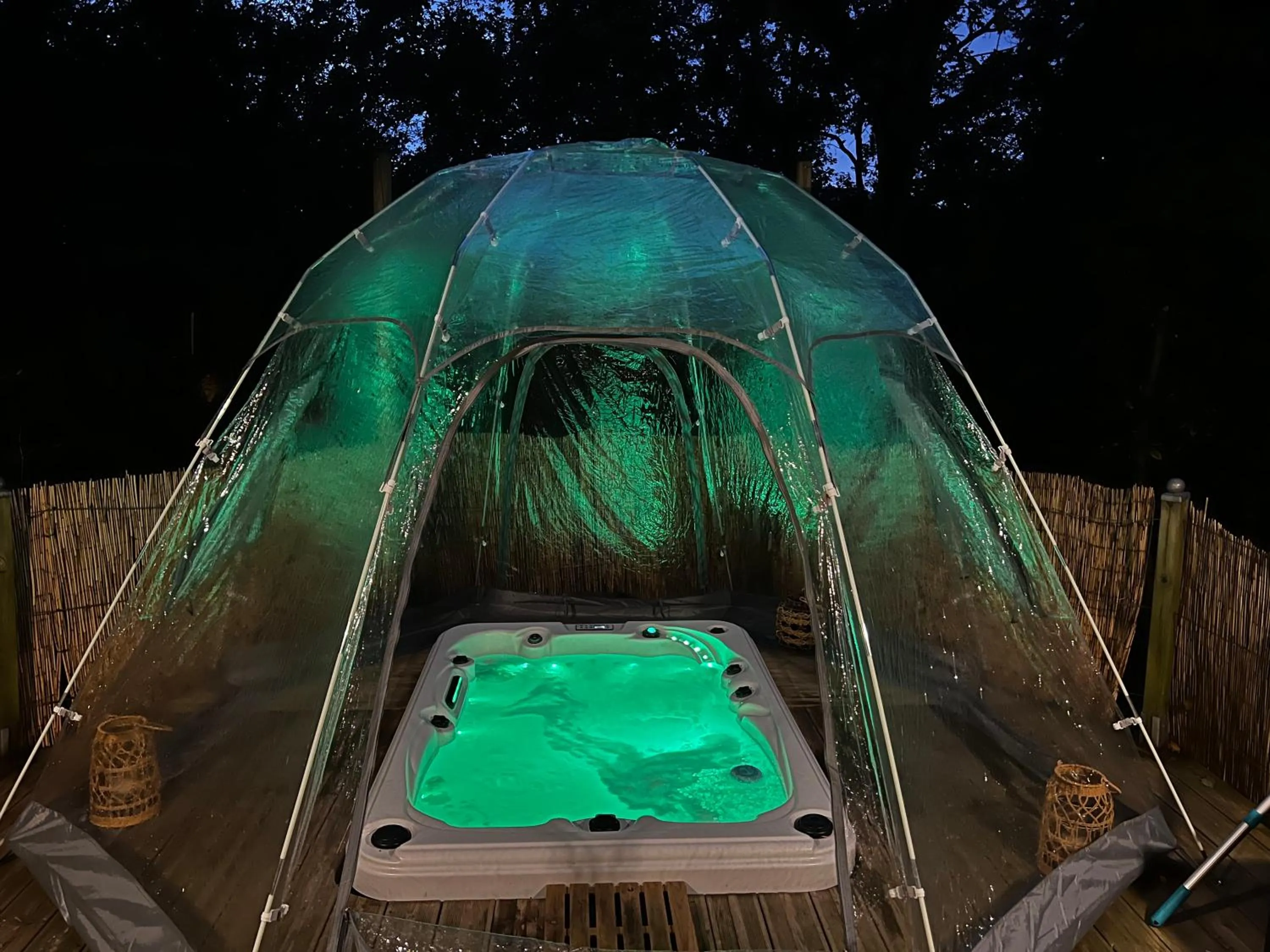 Patio in MAROSENIA TTIKI - Cabanes et Spa