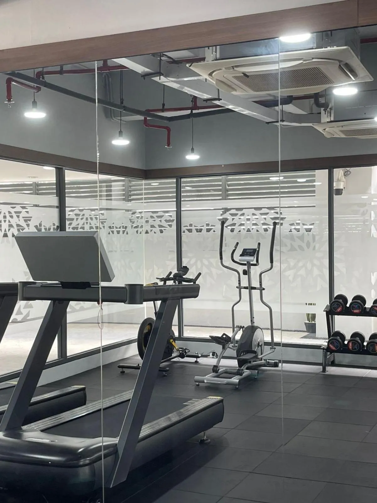 Grand Anara Airport Hotel