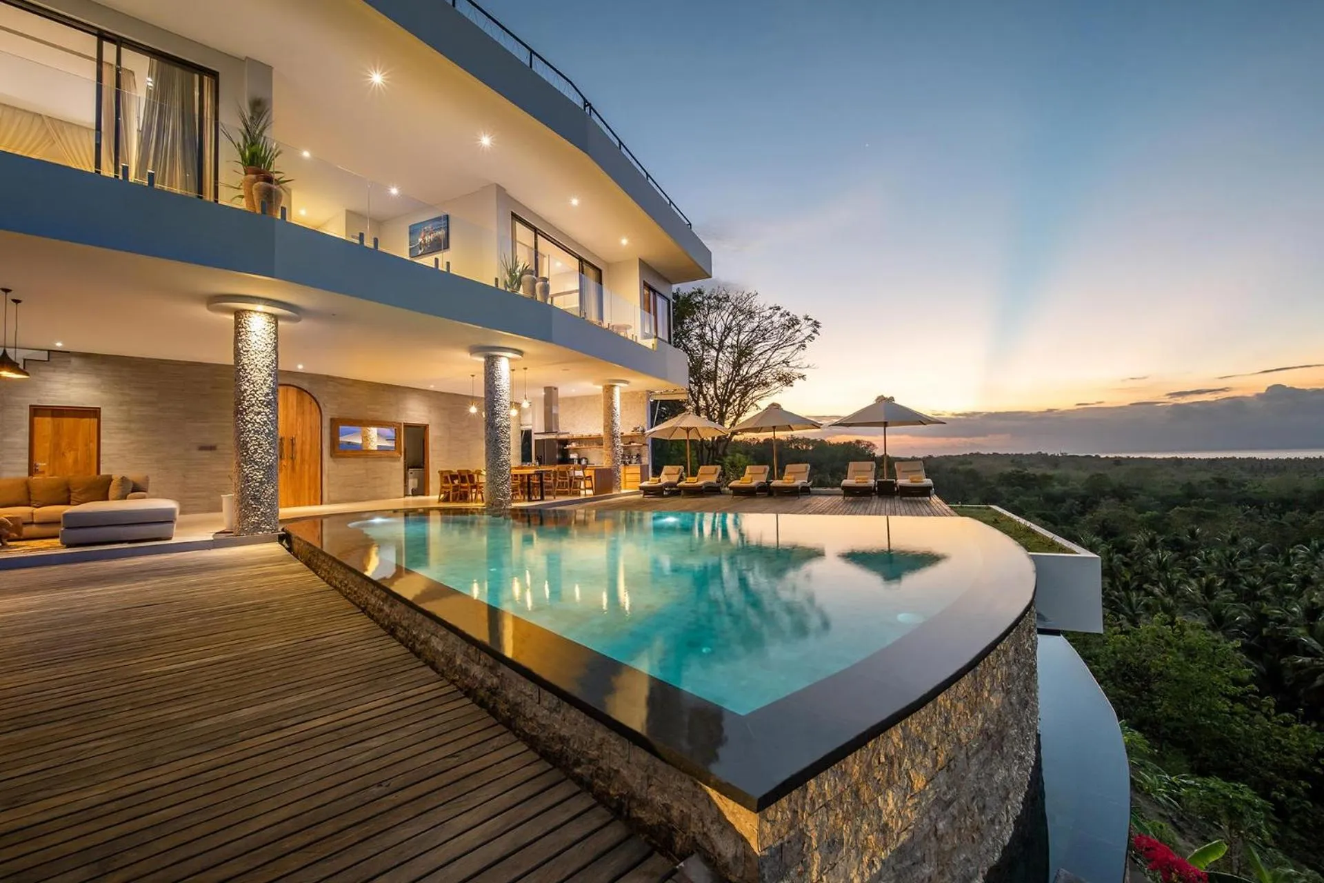 Property building in Villa Kalliste