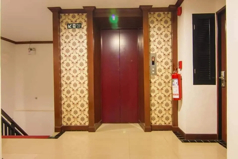 Patong Hemingways Hotel