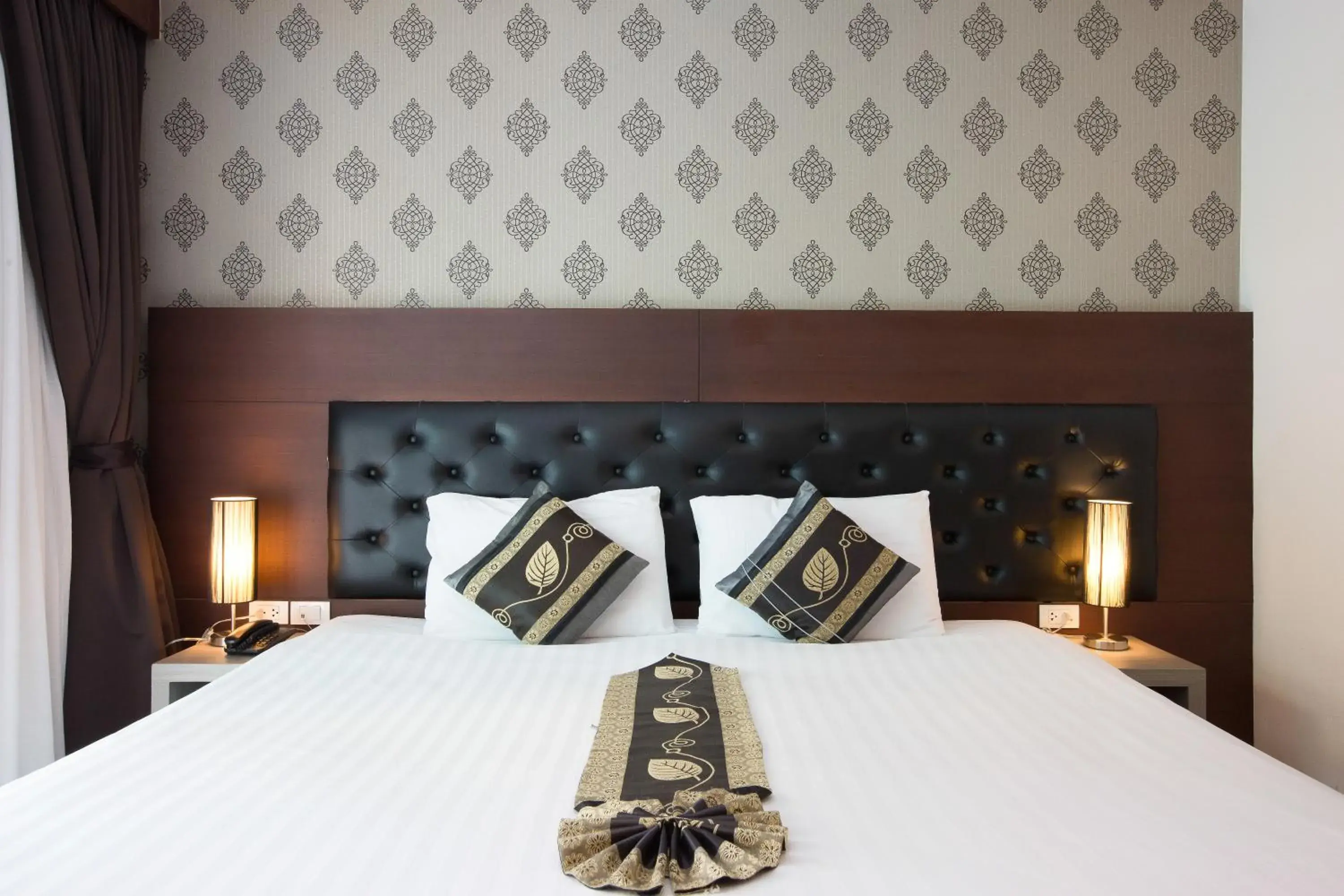 Hemingways Silk Hotel Hemingways Silk Hotel