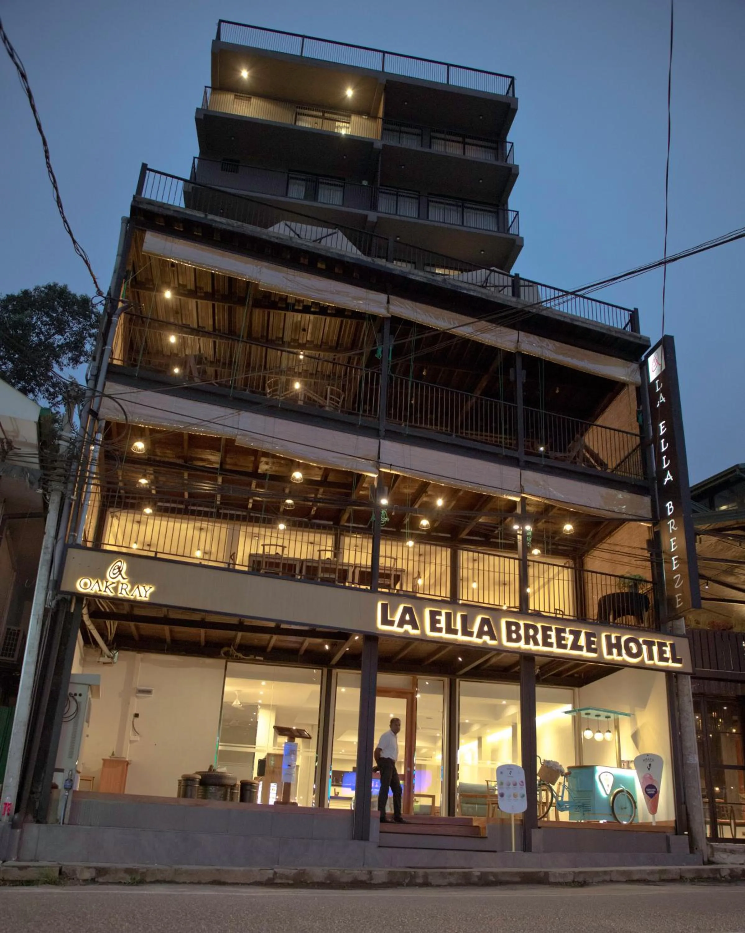 Property building in Oak Ray La Ella Breeze