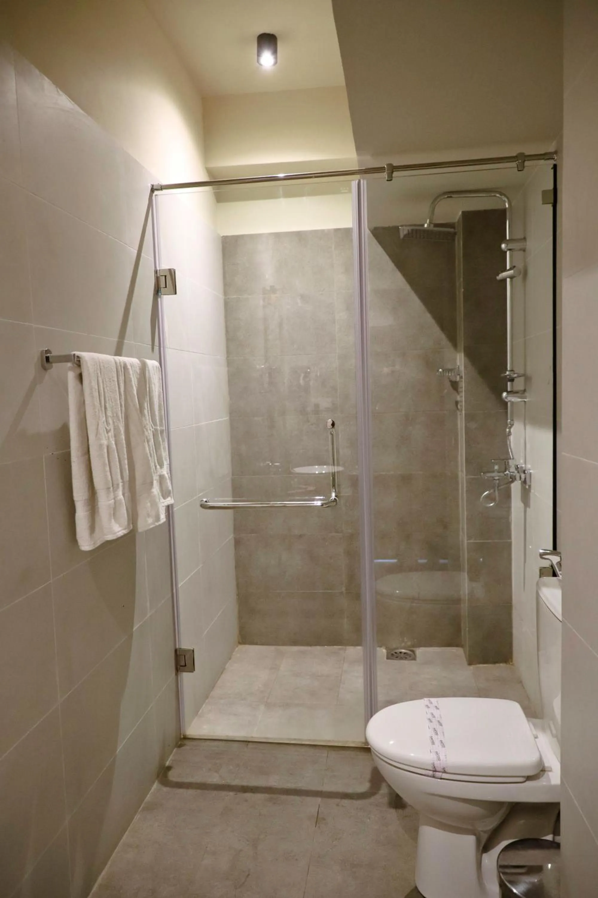 Shower in Oak Ray La Ella Breeze