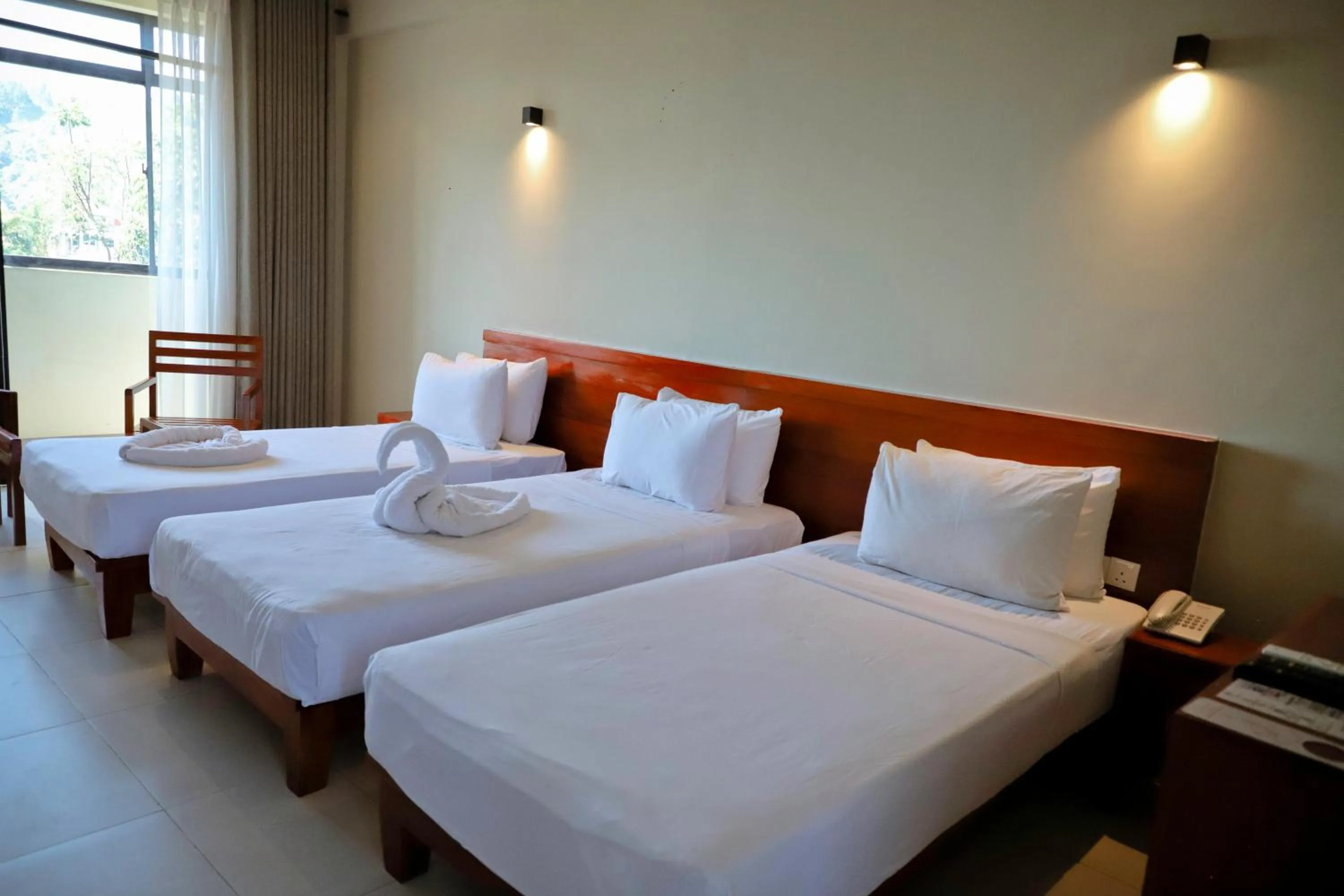 Bed in Oak Ray La Ella Breeze