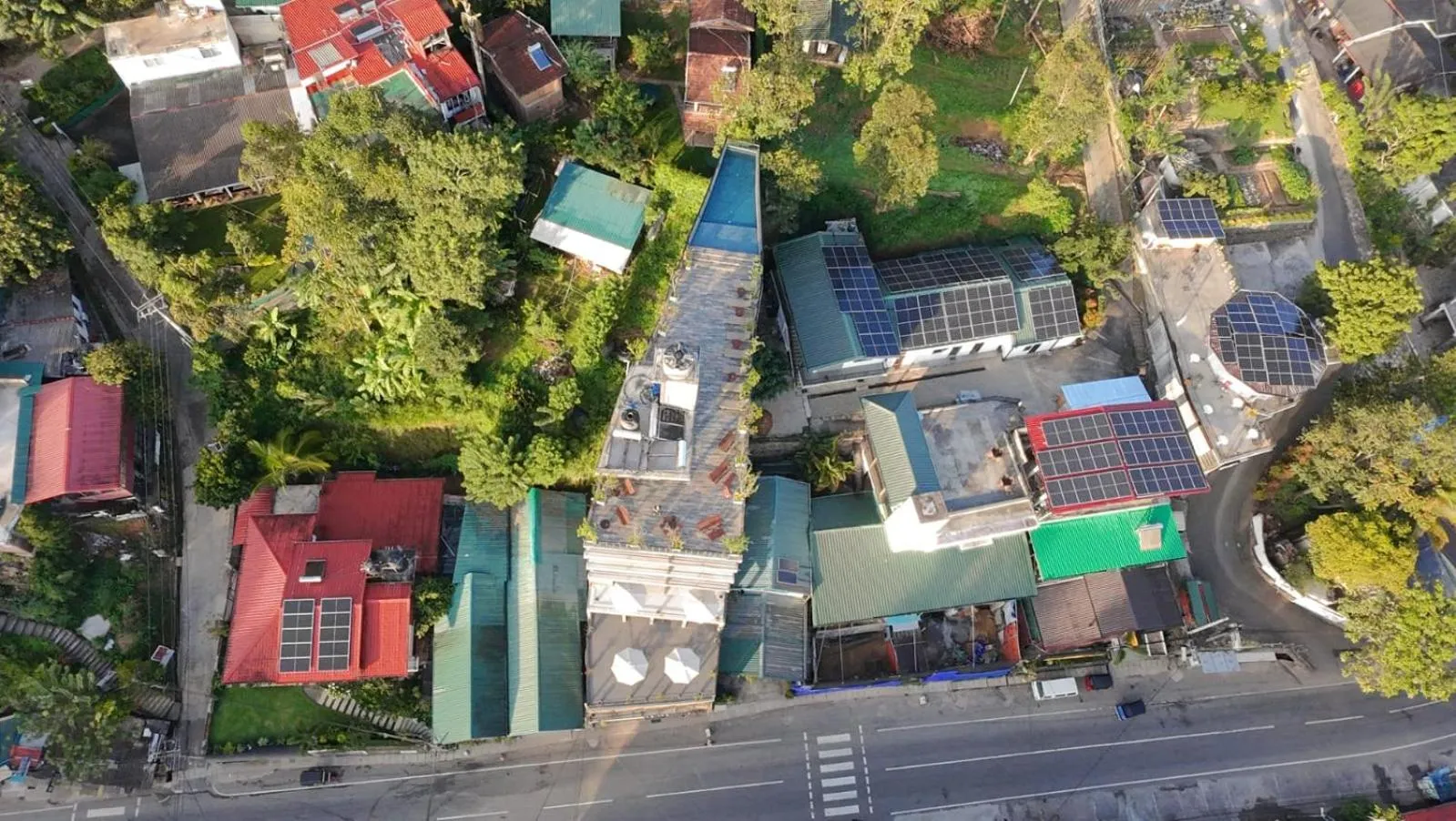 Property building in Oak Ray La Ella Breeze