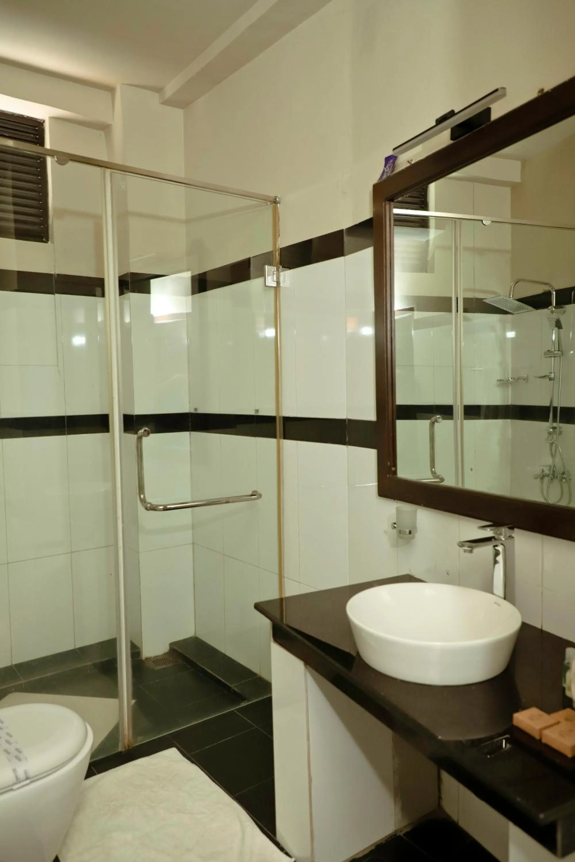 Shower in Oak Ray La Ella Breeze