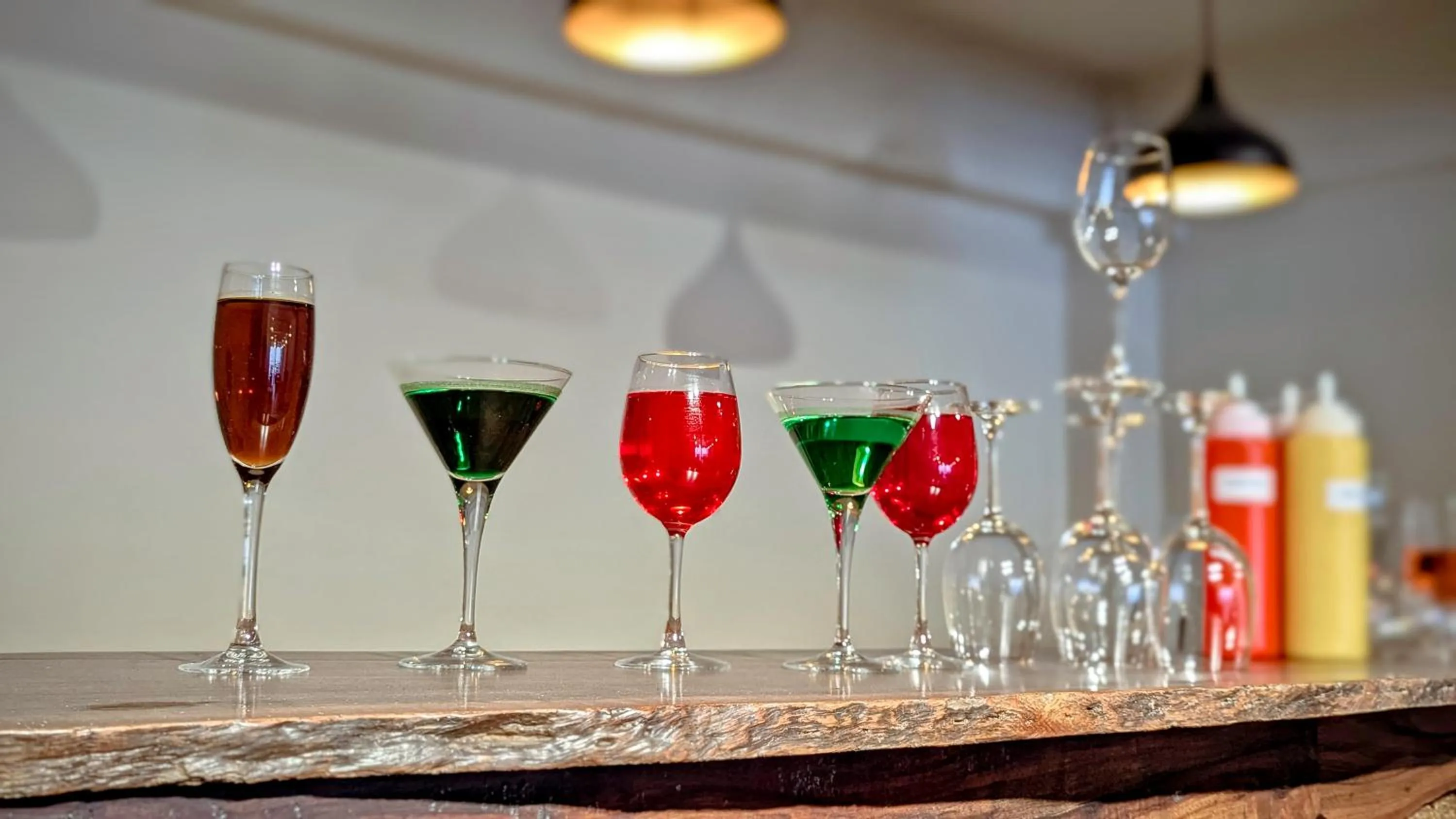 Drinks in Oak Ray La Ella Breeze