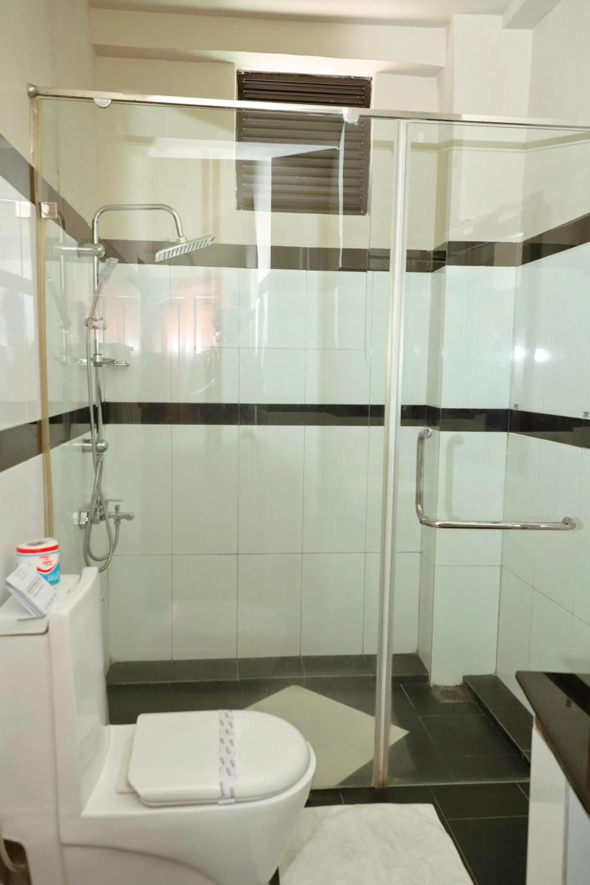 Shower in Oak Ray La Ella Breeze