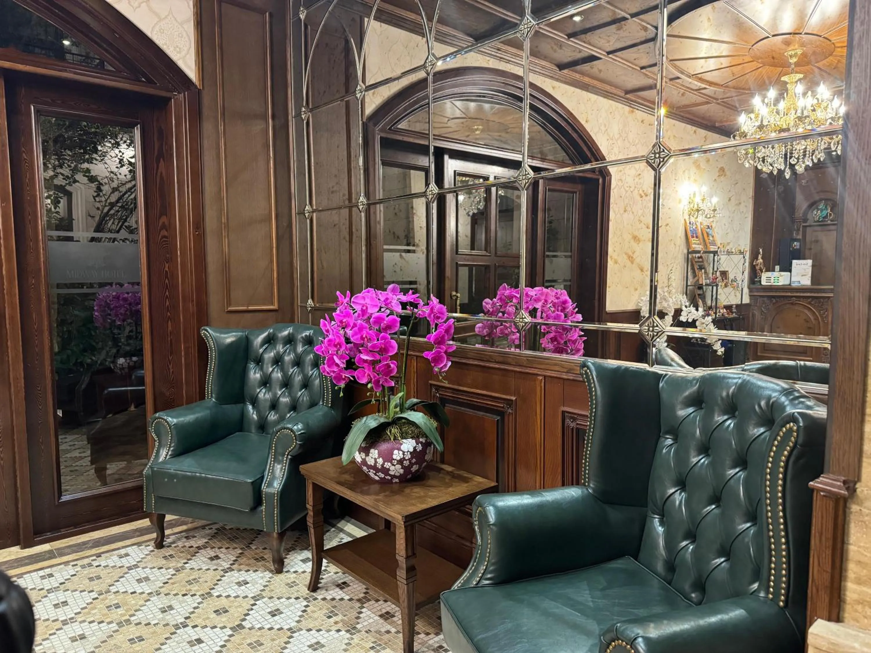 Lobby or reception in Midway Hotel Baku