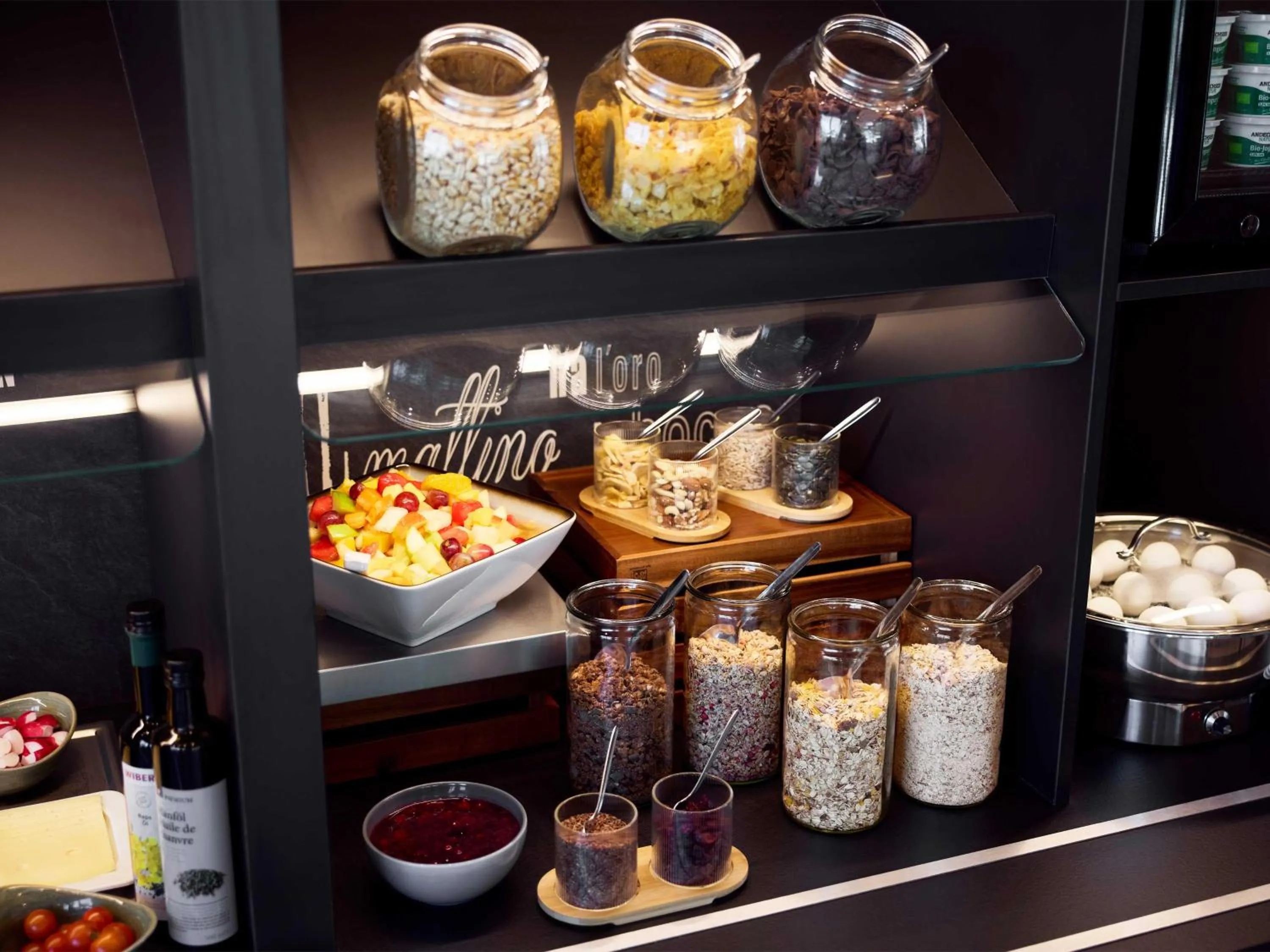 Restaurant/places to eat in B&B HOTEL Wismar