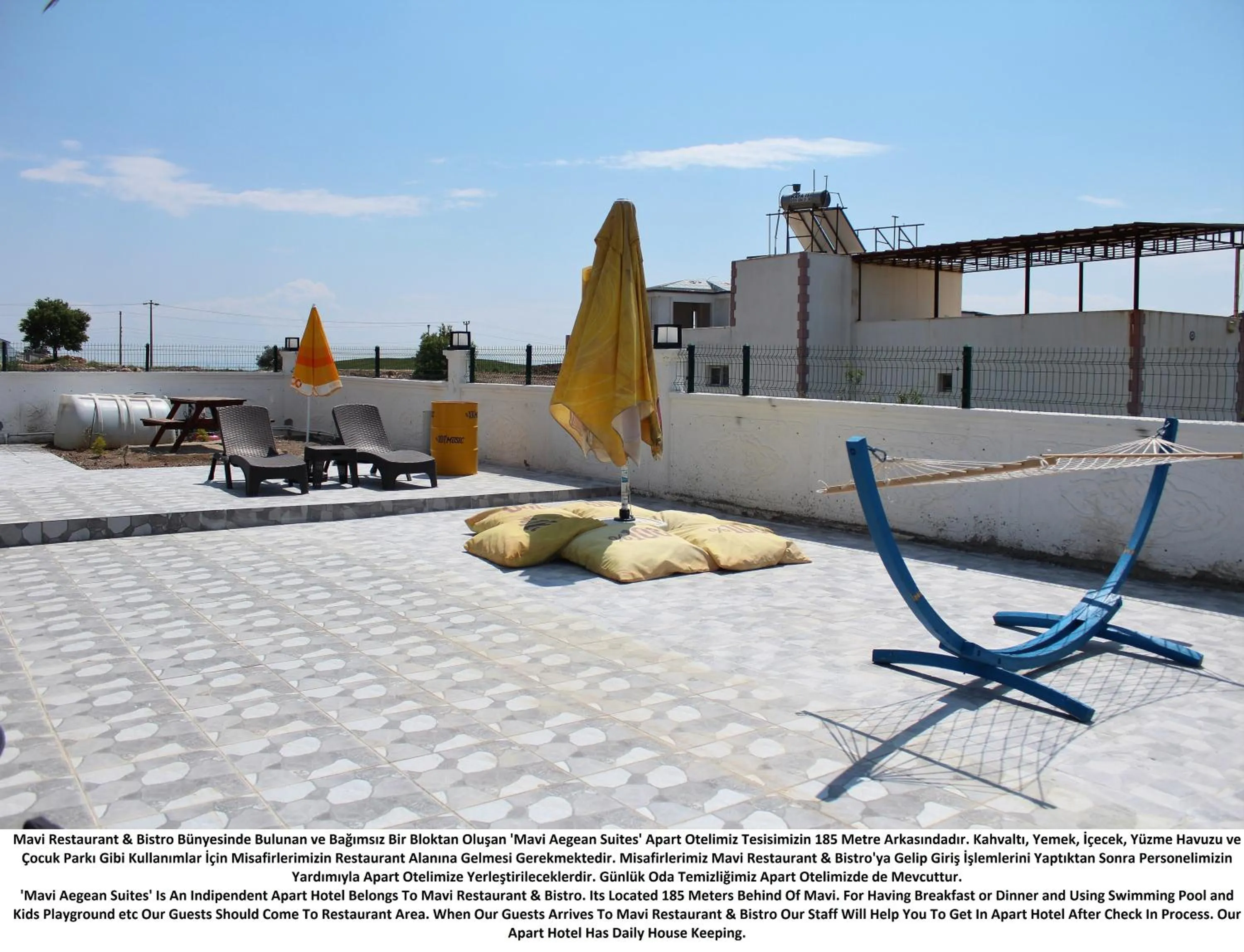 Day in Mavi Restaurant & Apartments 3