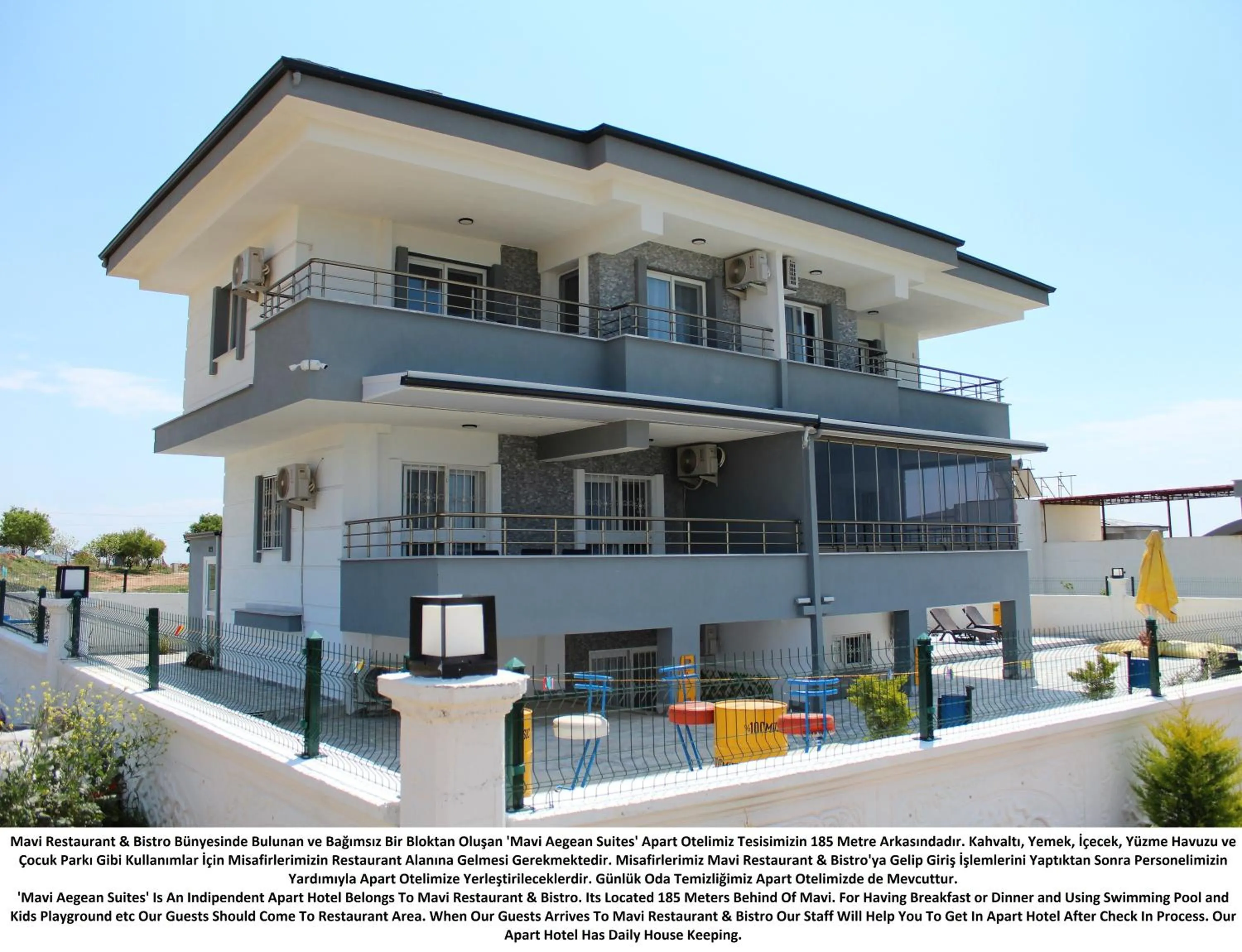 Property building in Mavi Restaurant & Apartments 3