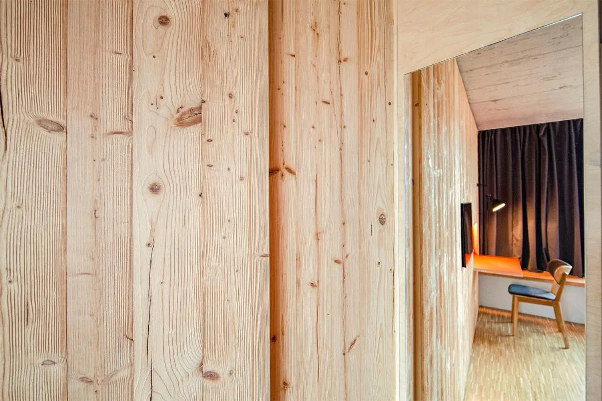 wardrobe in Hotel & Restaurant Zur Glocke