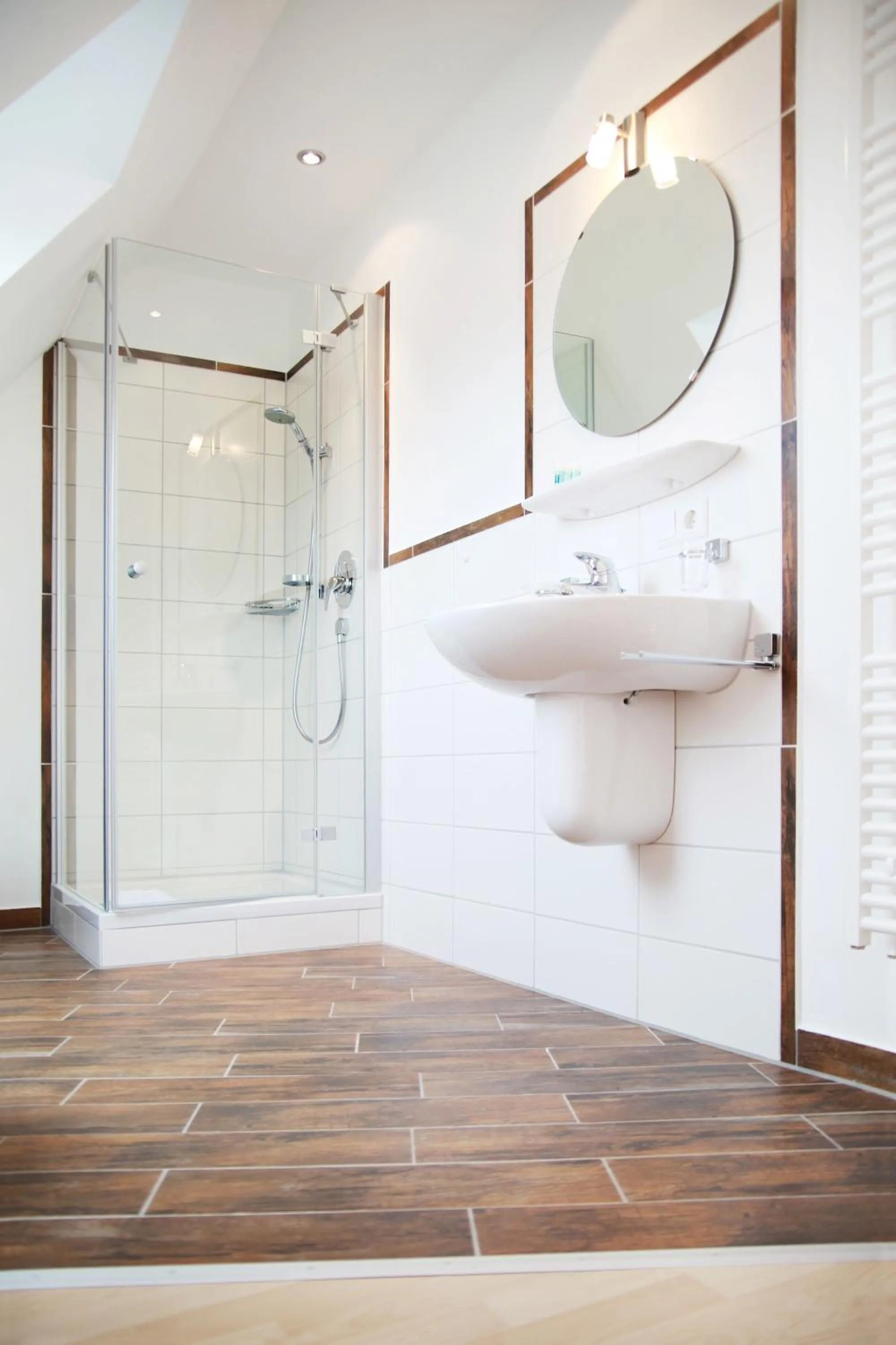 Shower in Hotel & Restaurant Zur Glocke