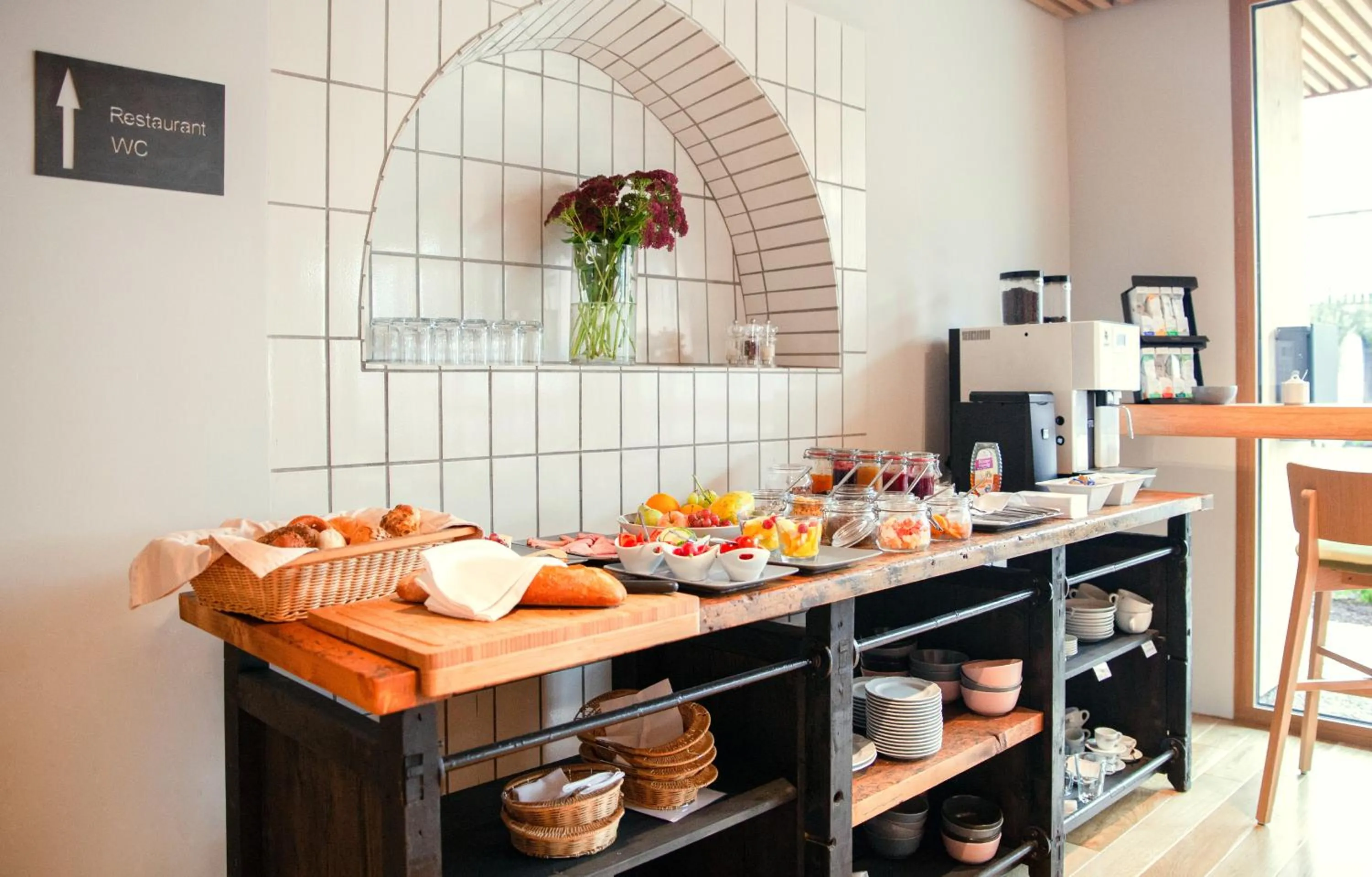 Buffet breakfast in Hotel & Restaurant Zur Glocke