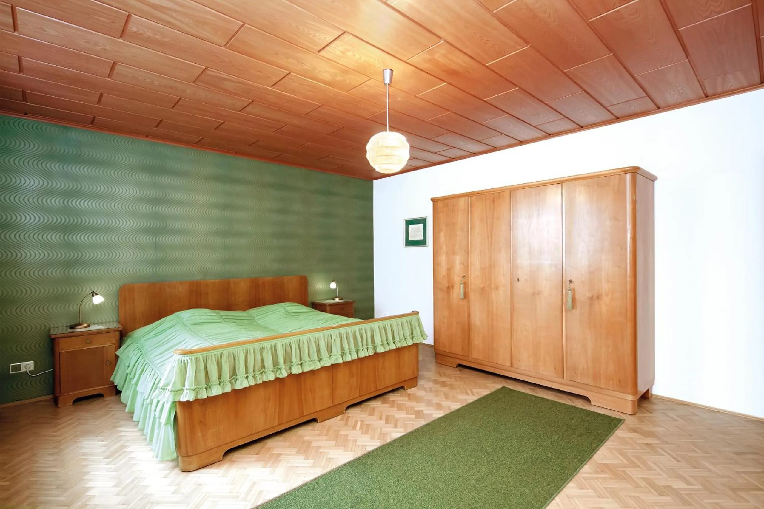 Bedroom, Bed in Hotel & Restaurant Zur Glocke