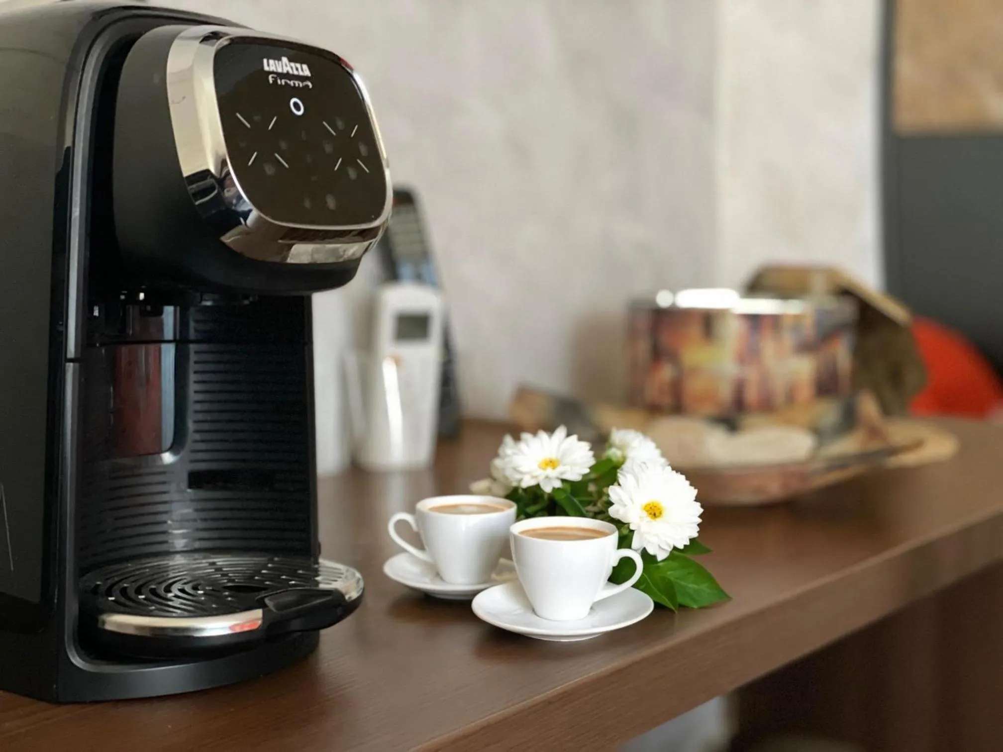 Coffee/tea facilities in Alis Laura Guest House - Near Metro Bologna, Easy Access to All Rome