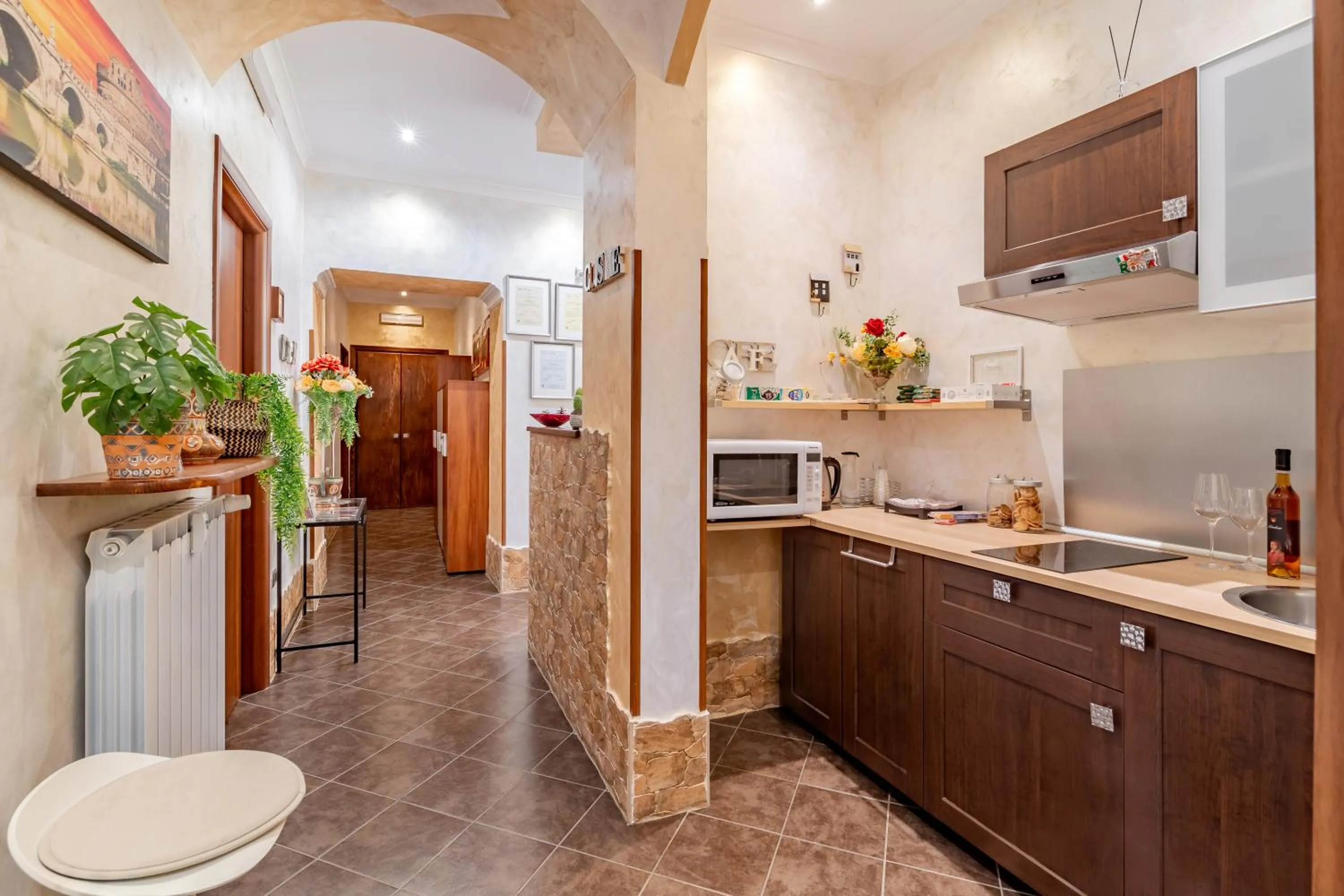 Coffee/tea facilities in Alis Laura Guest House - Near Metro Bologna, Easy Access to All Rome