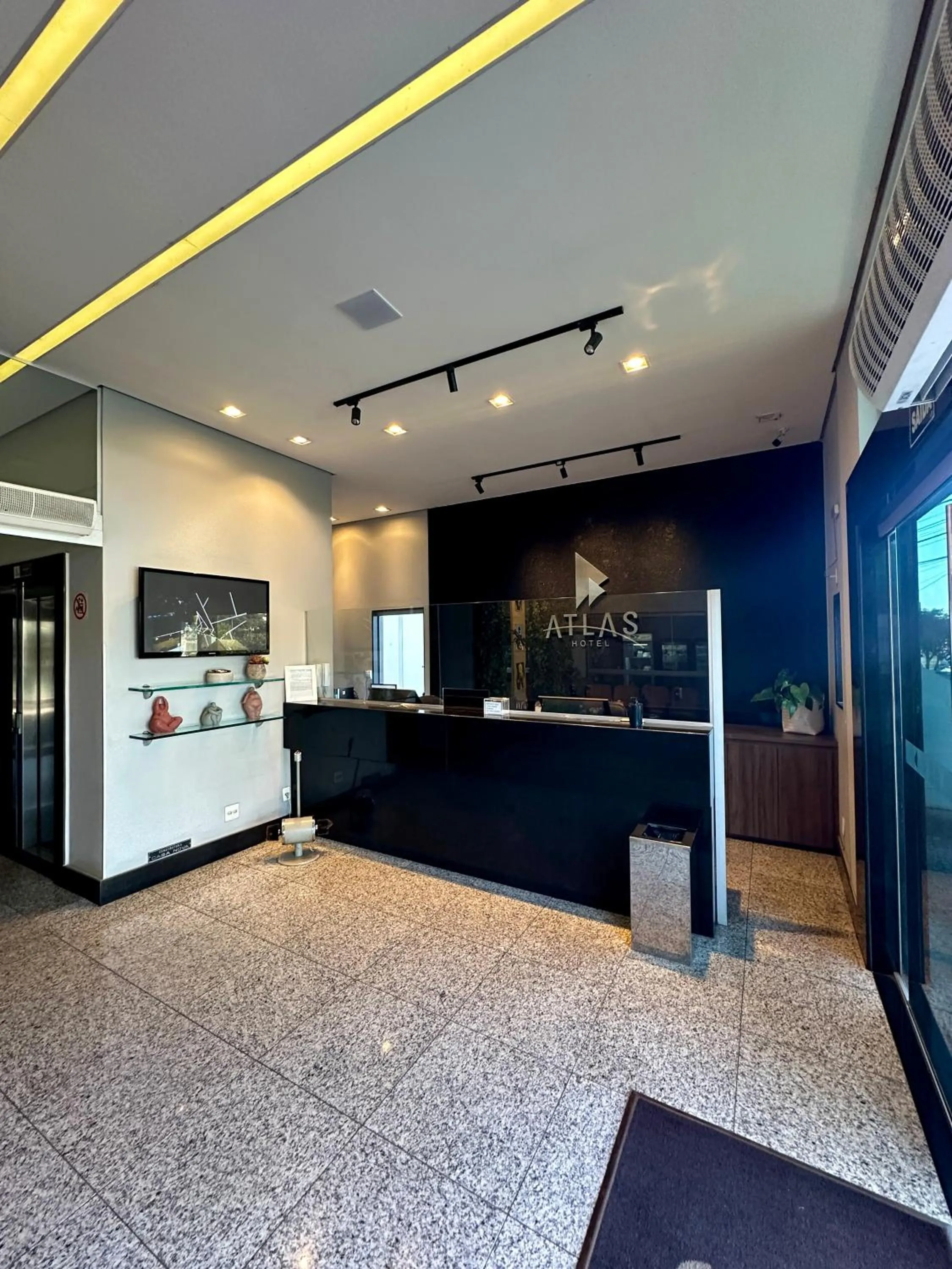 Lobby or reception in Hotel Atlas