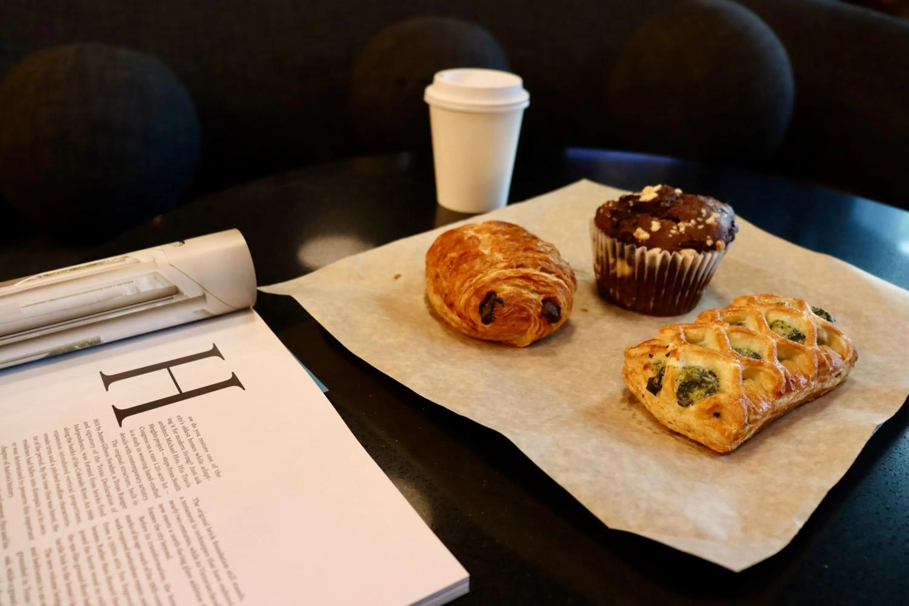 Restaurant/places to eat in Hotel Van Zandt