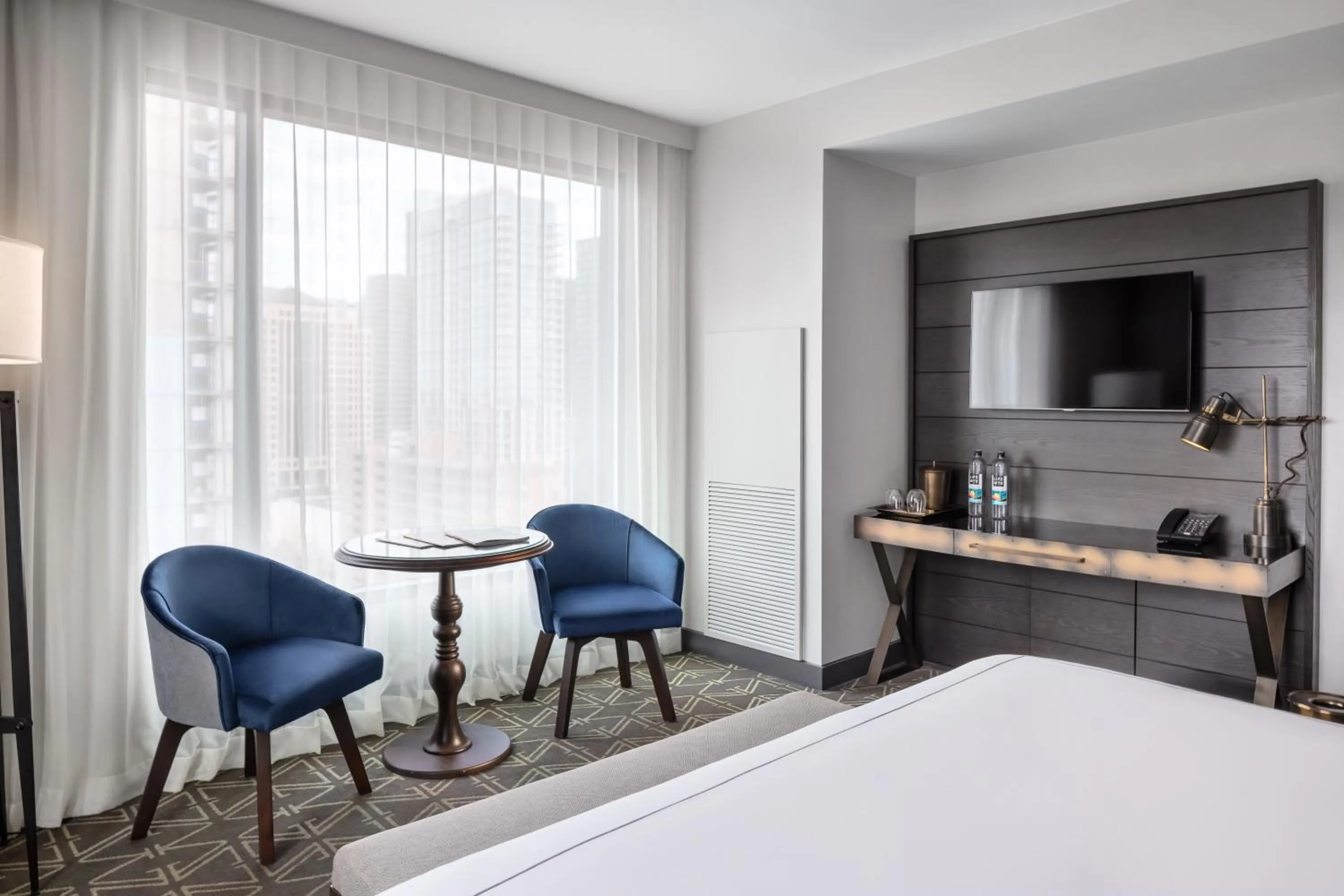 Seating area, Bed in Hotel Van Zandt