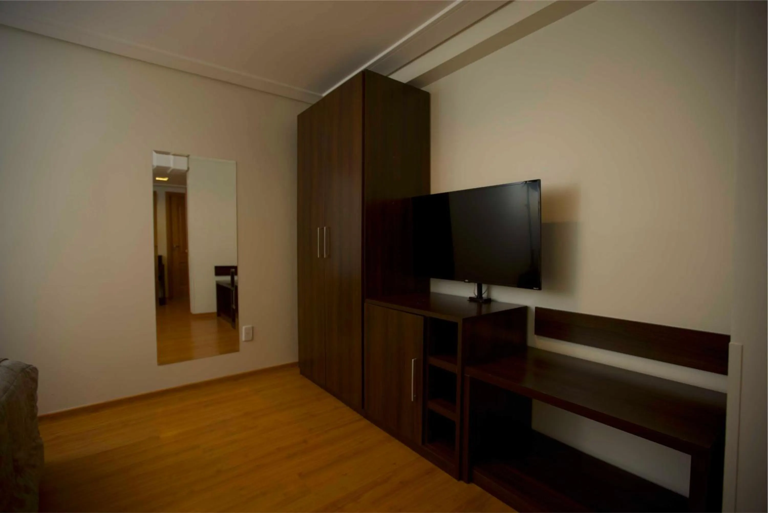TV and multimedia in Mogano Premium Hotel - ELETROPOSTO