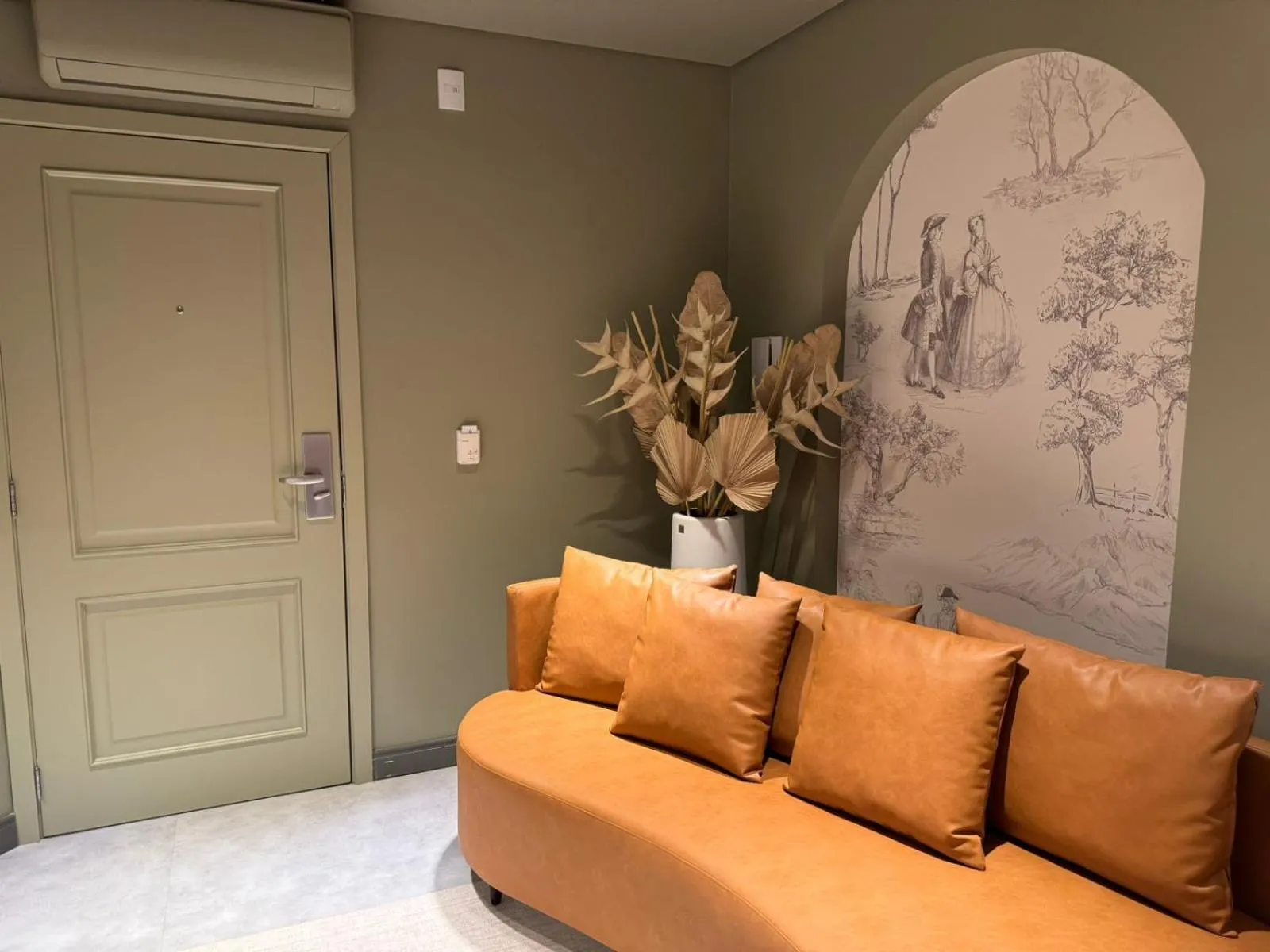 Living room in Mogano Premium Hotel - ELETROPOSTO