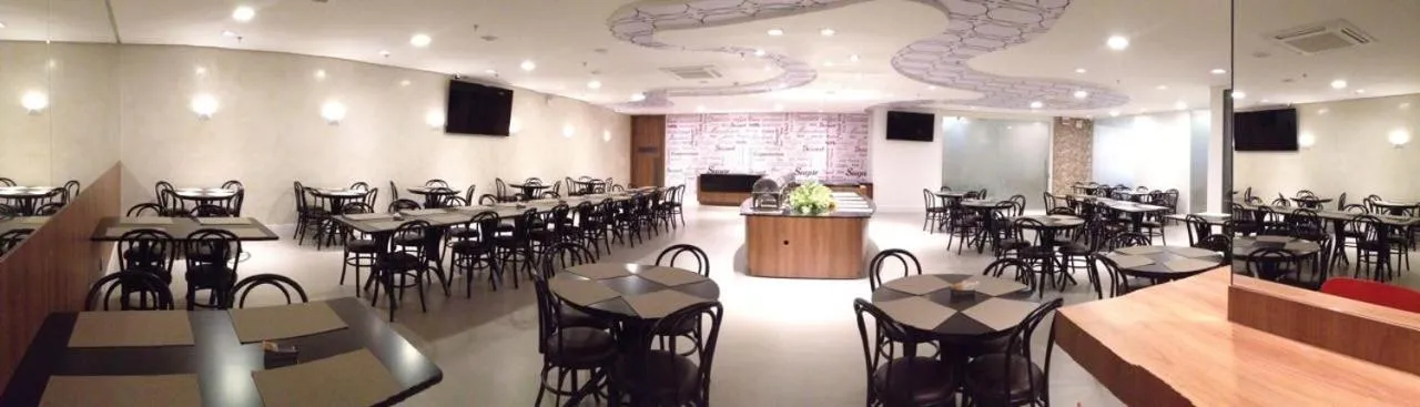 Buffet breakfast in Mogano Premium Hotel - ELETROPOSTO